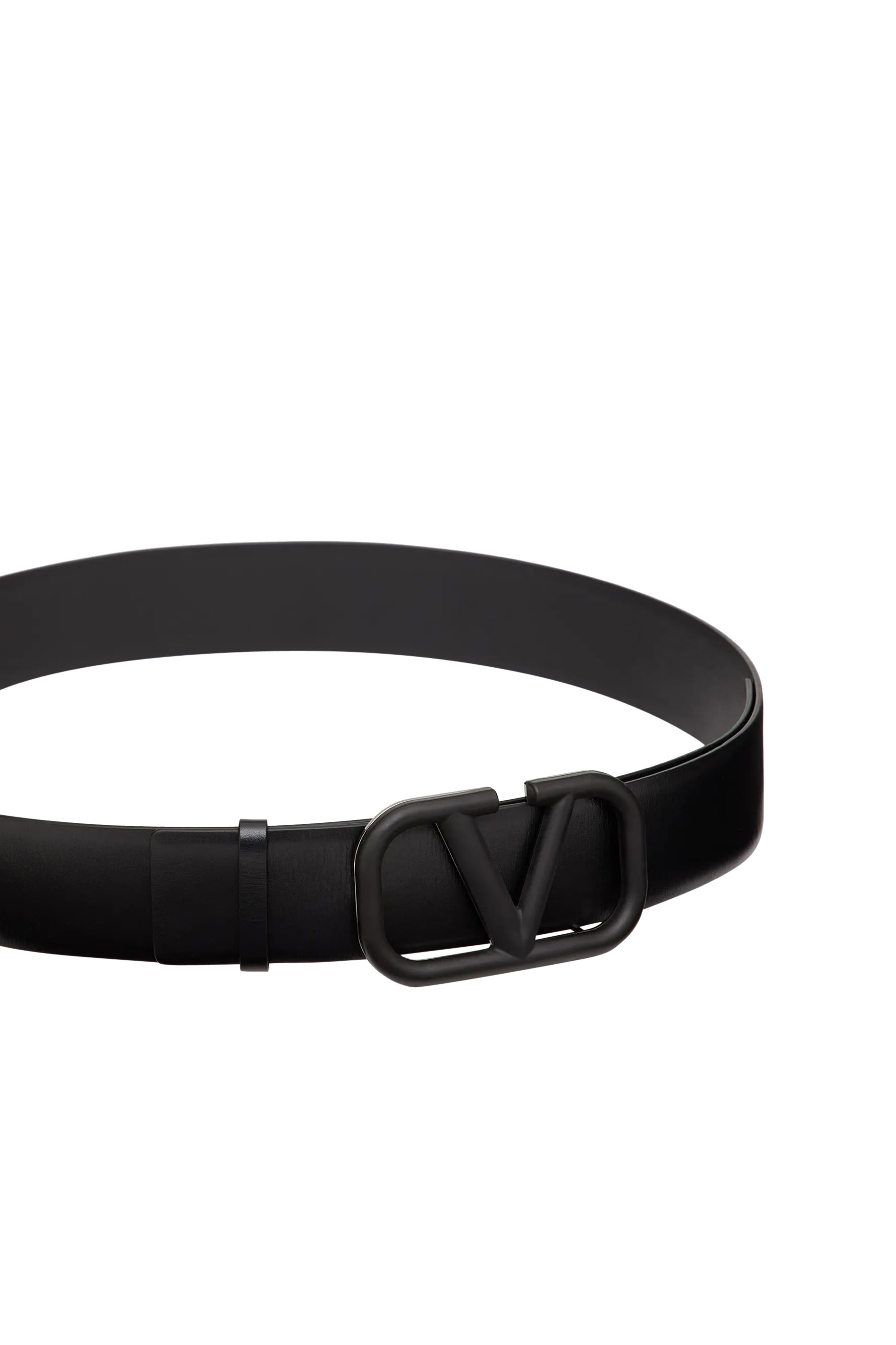 حزام فالنتينو غارافاني جلد بشعار حرف V