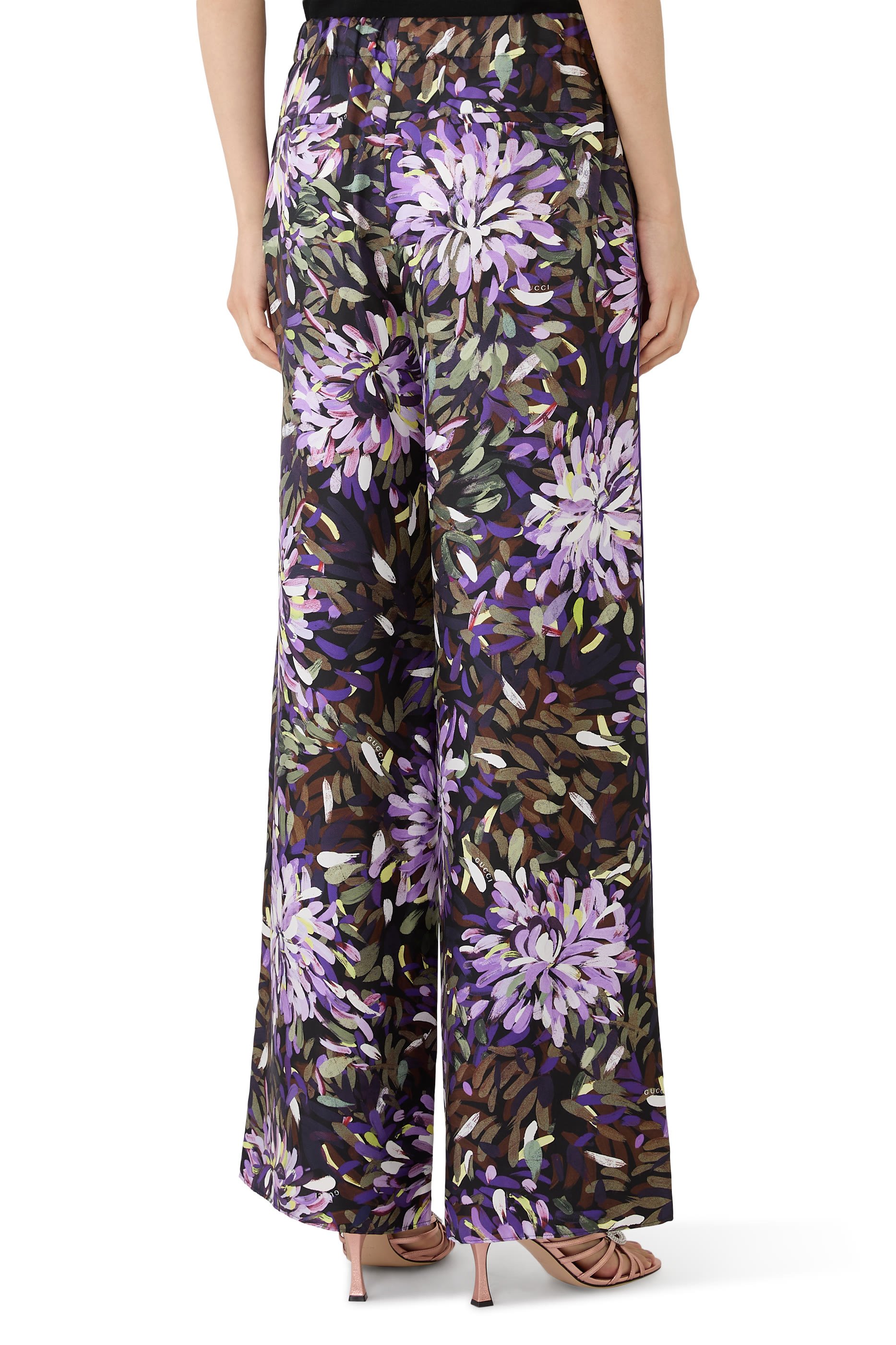 بنطال مزين بنقشة