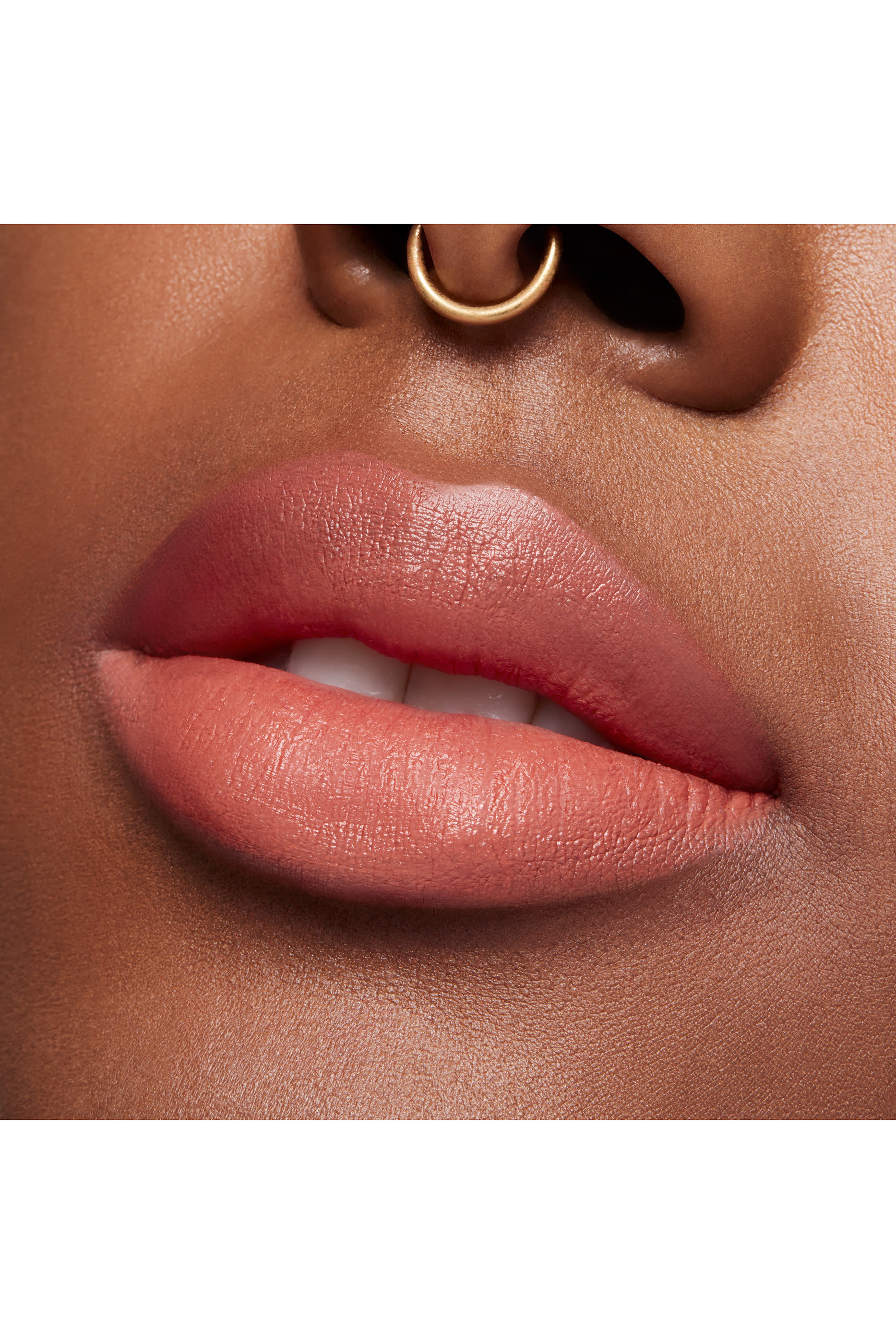 أحمر شفاه باودر كيس فيلفيت بلور سليم ستيك