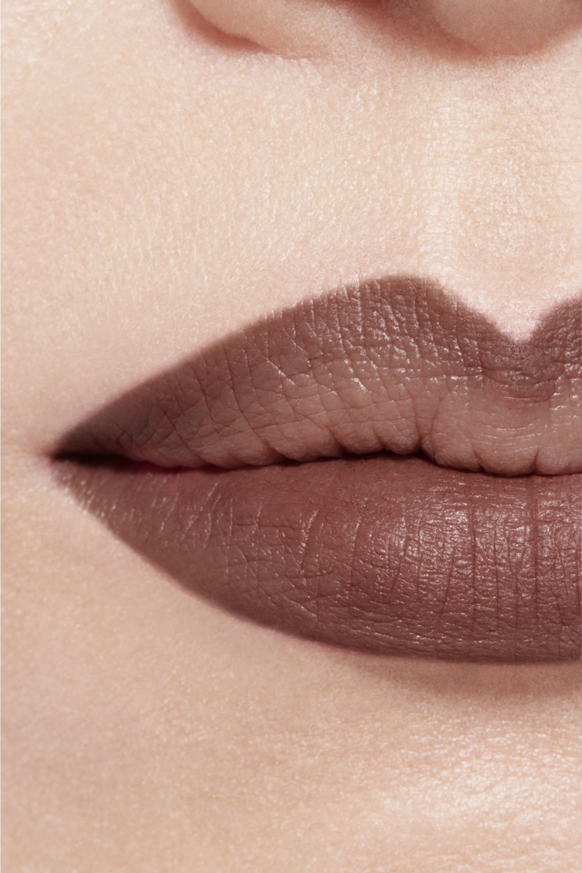 قلم شفاه لو كريون ليفر