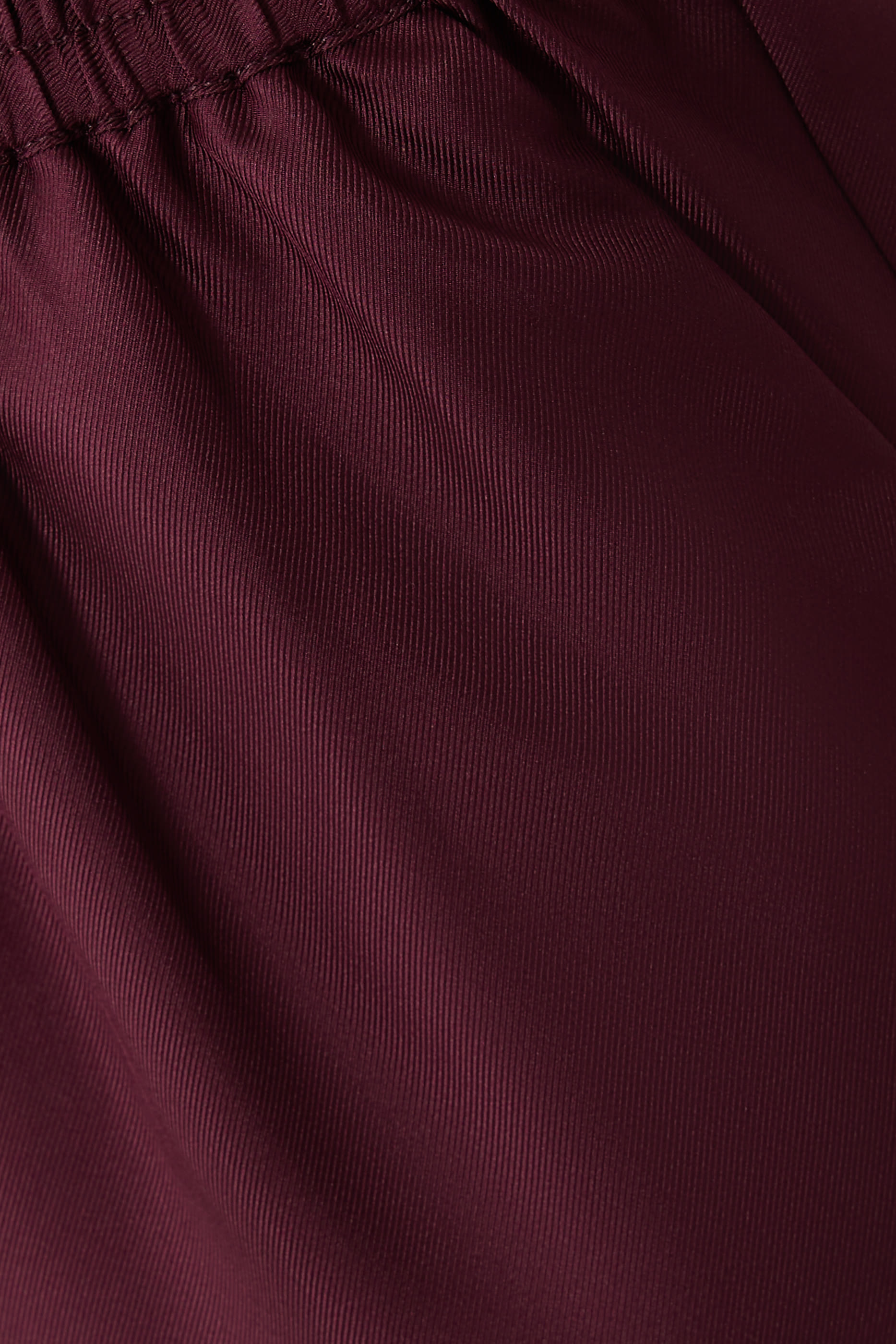 بنطال أليرا بقصة ساق واسعة حرير