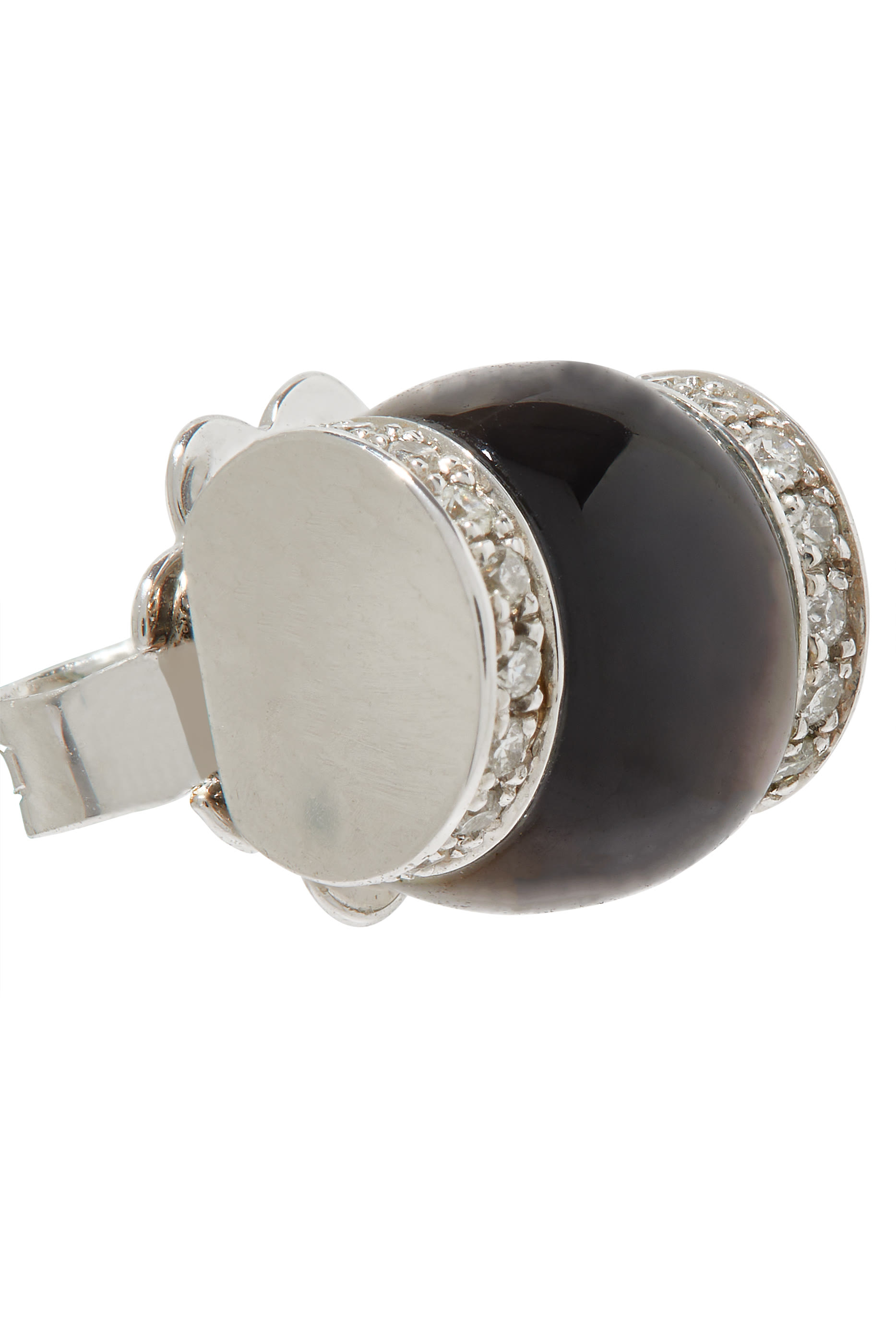 أقراط سيربث بلون أسود