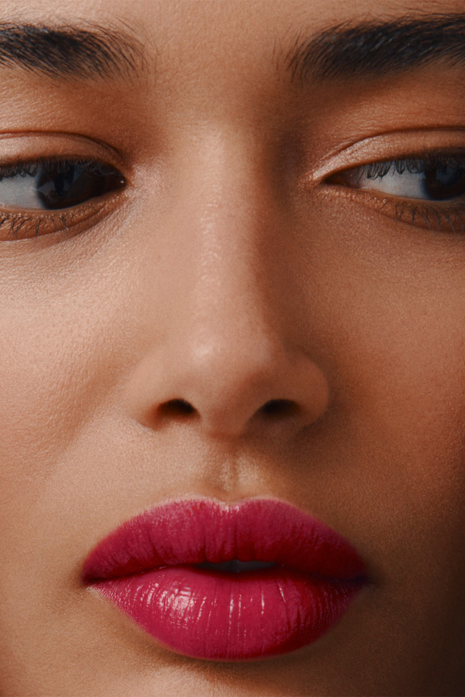 أحمر شفاه حريري لامع Rouge Herm&egrave;s