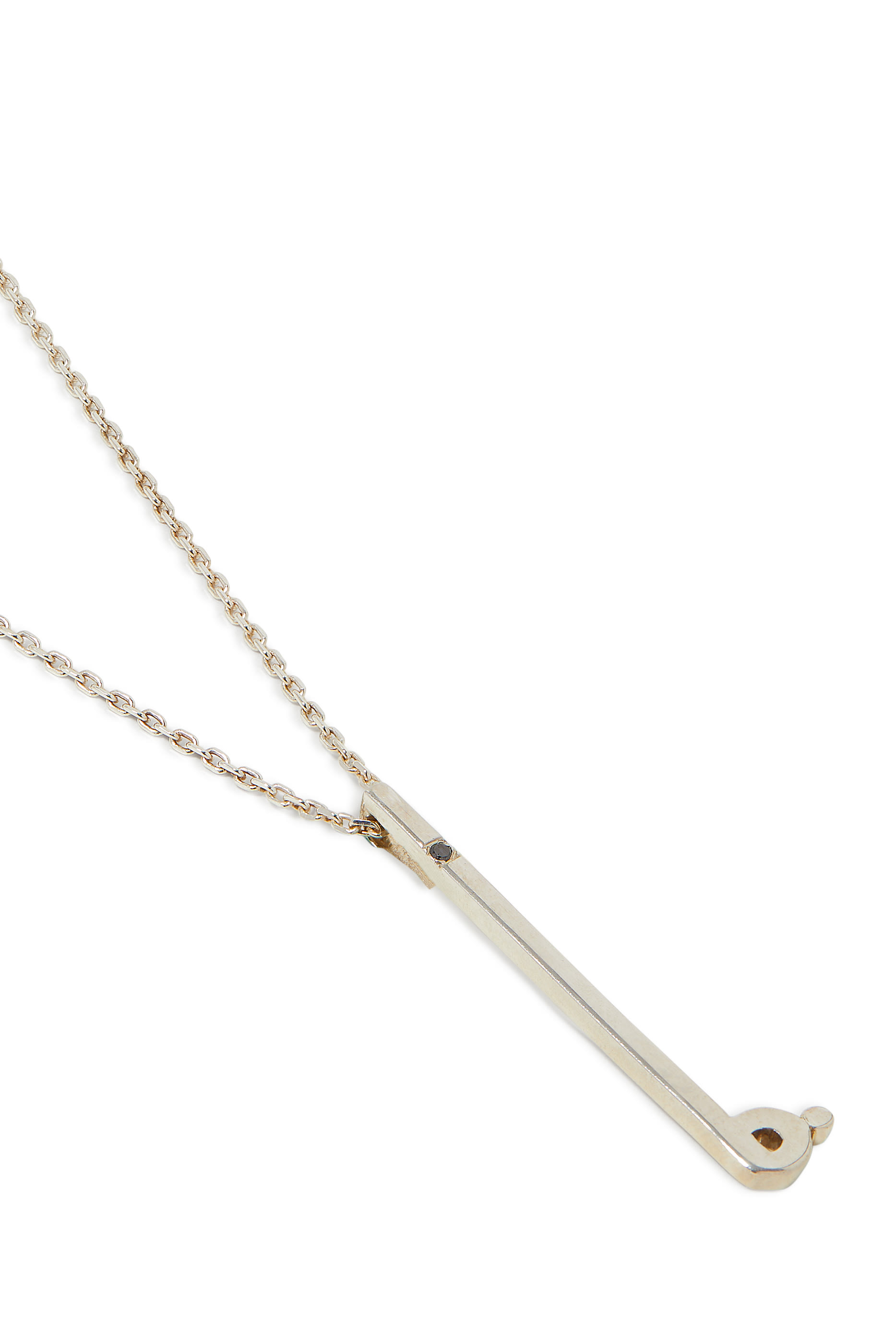 قلادة بدلاية حرف "ف" مطلية بالمينا فضة إسترلينية