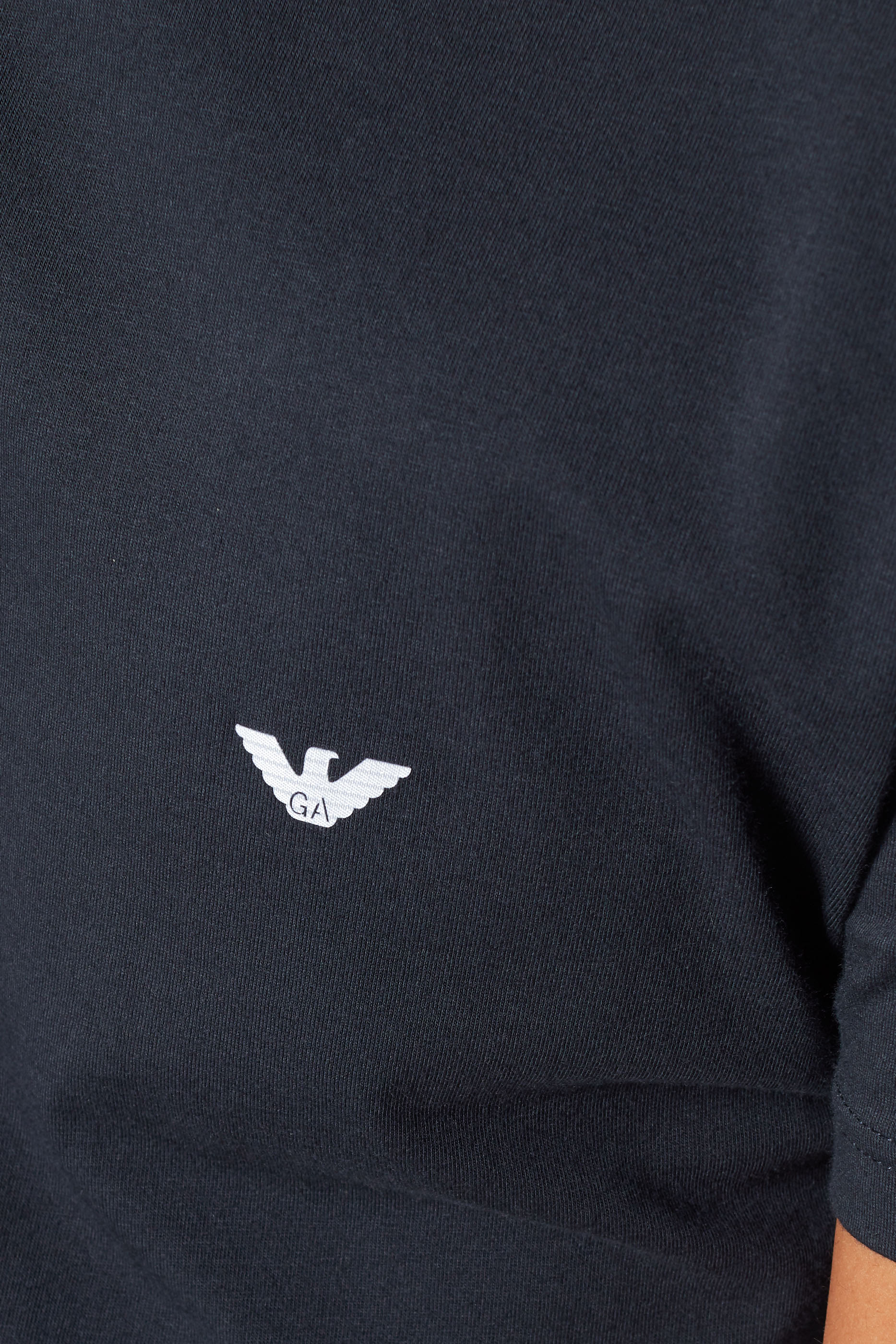 طقم تي شيرت بتطريز شعار الماركة، قطعتان