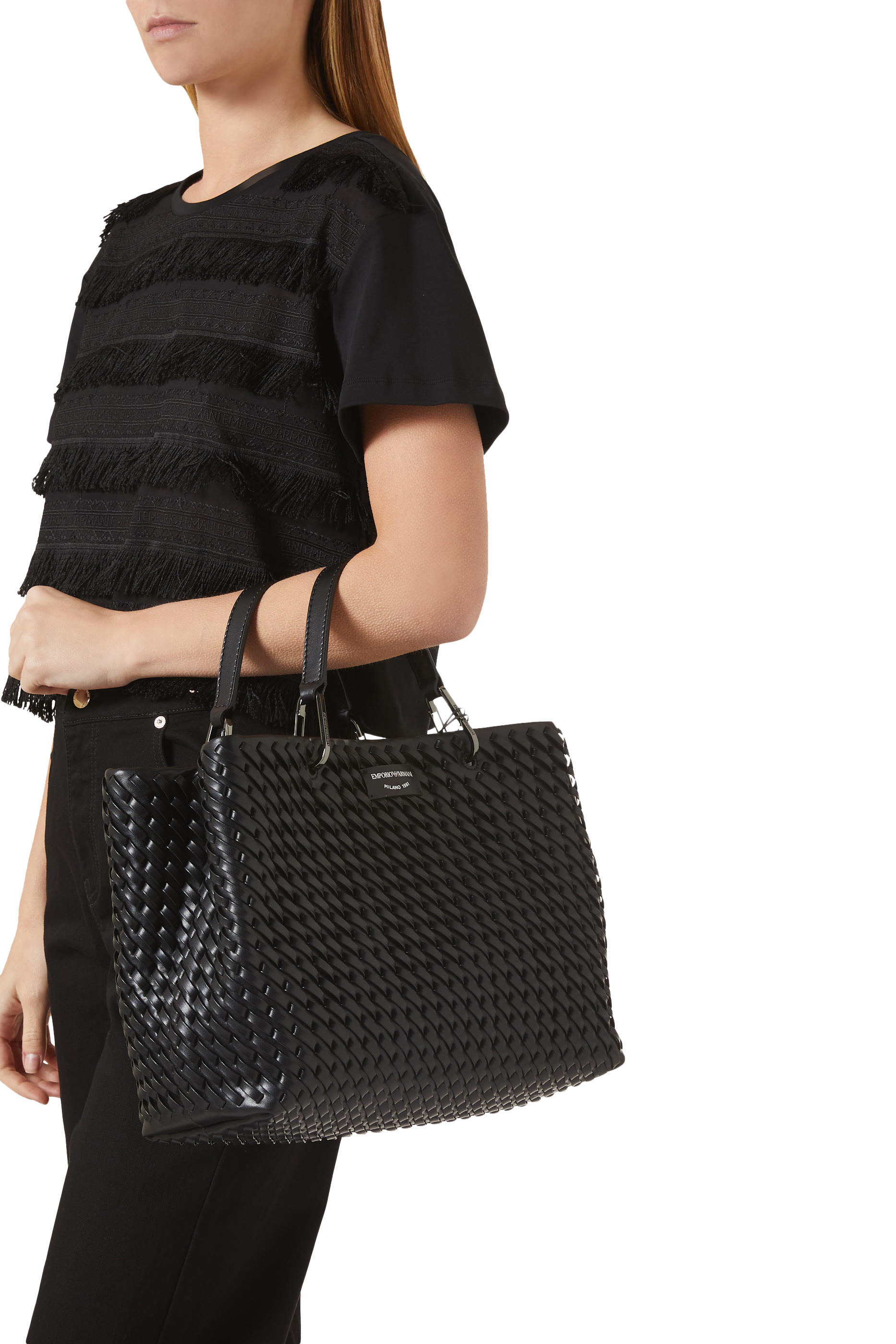 حقيبة يد بشعار الماركة بتصميم متشابك