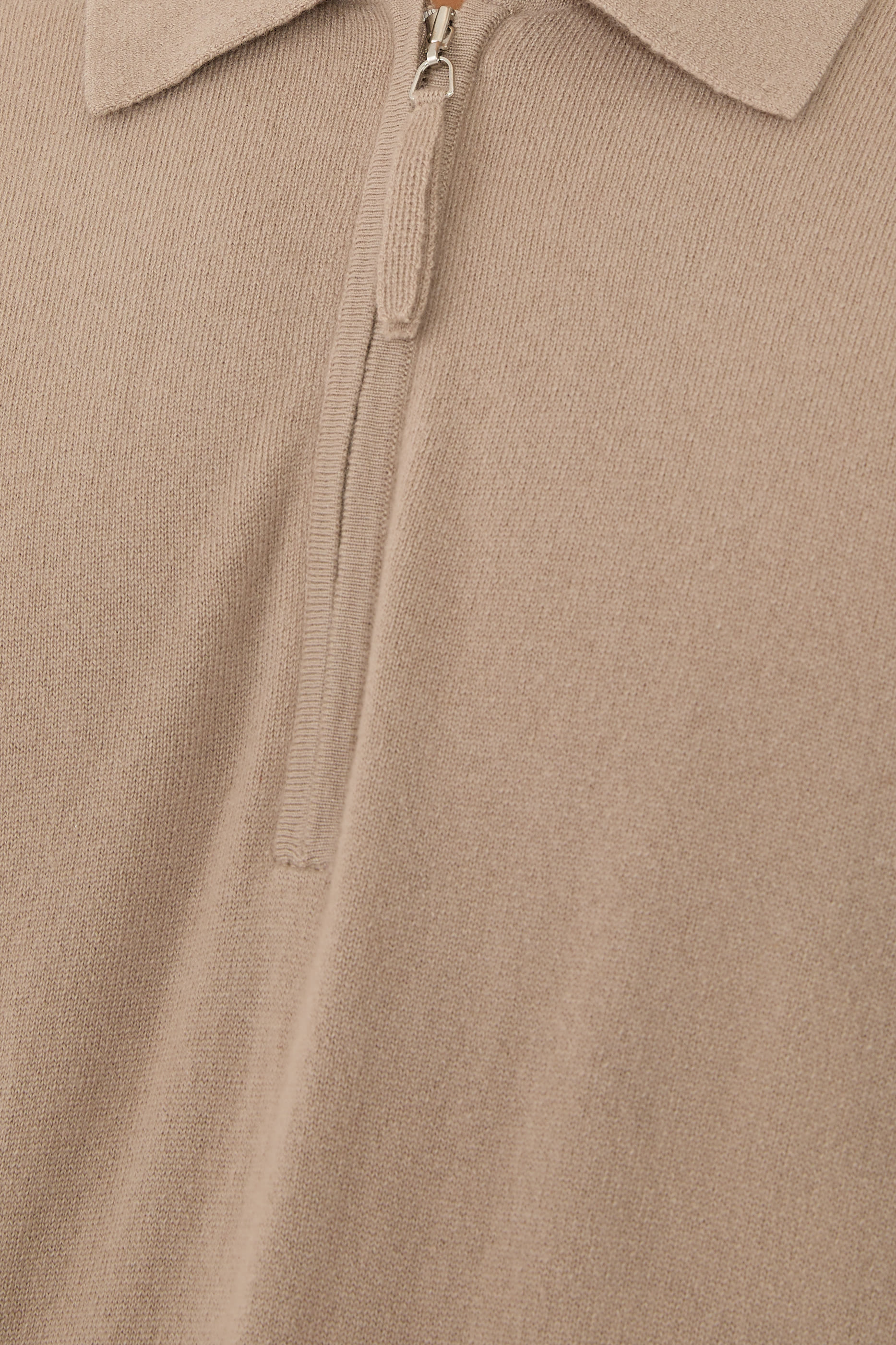 كنزة مستر سميثسون بنصف سحاب