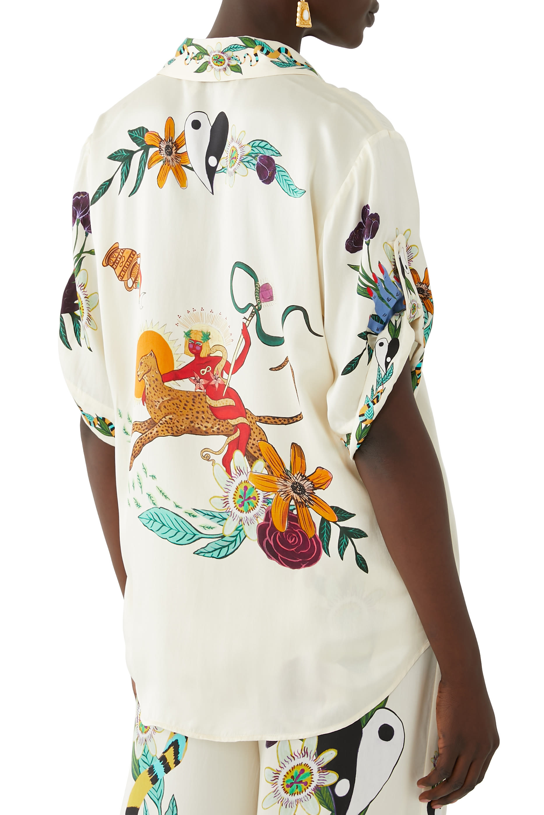 قميص ميغان بقصة واسعة حرير