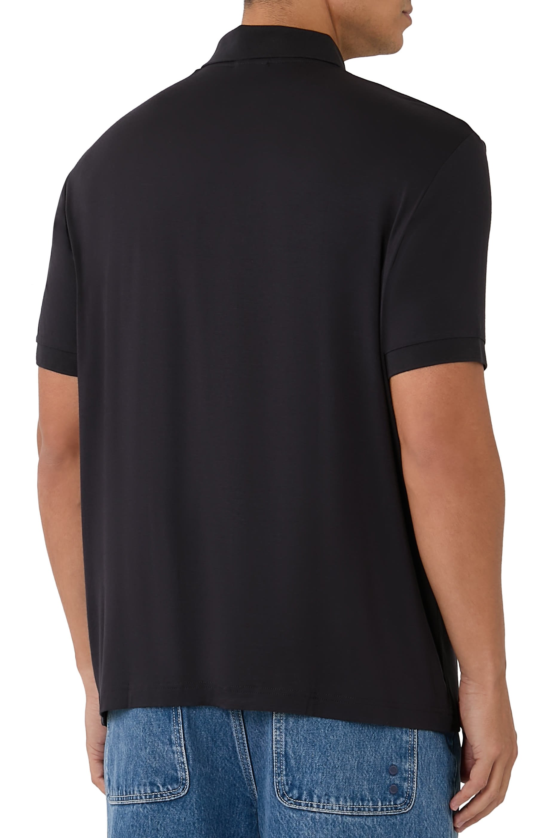 قميص بولو بنصف سحاب