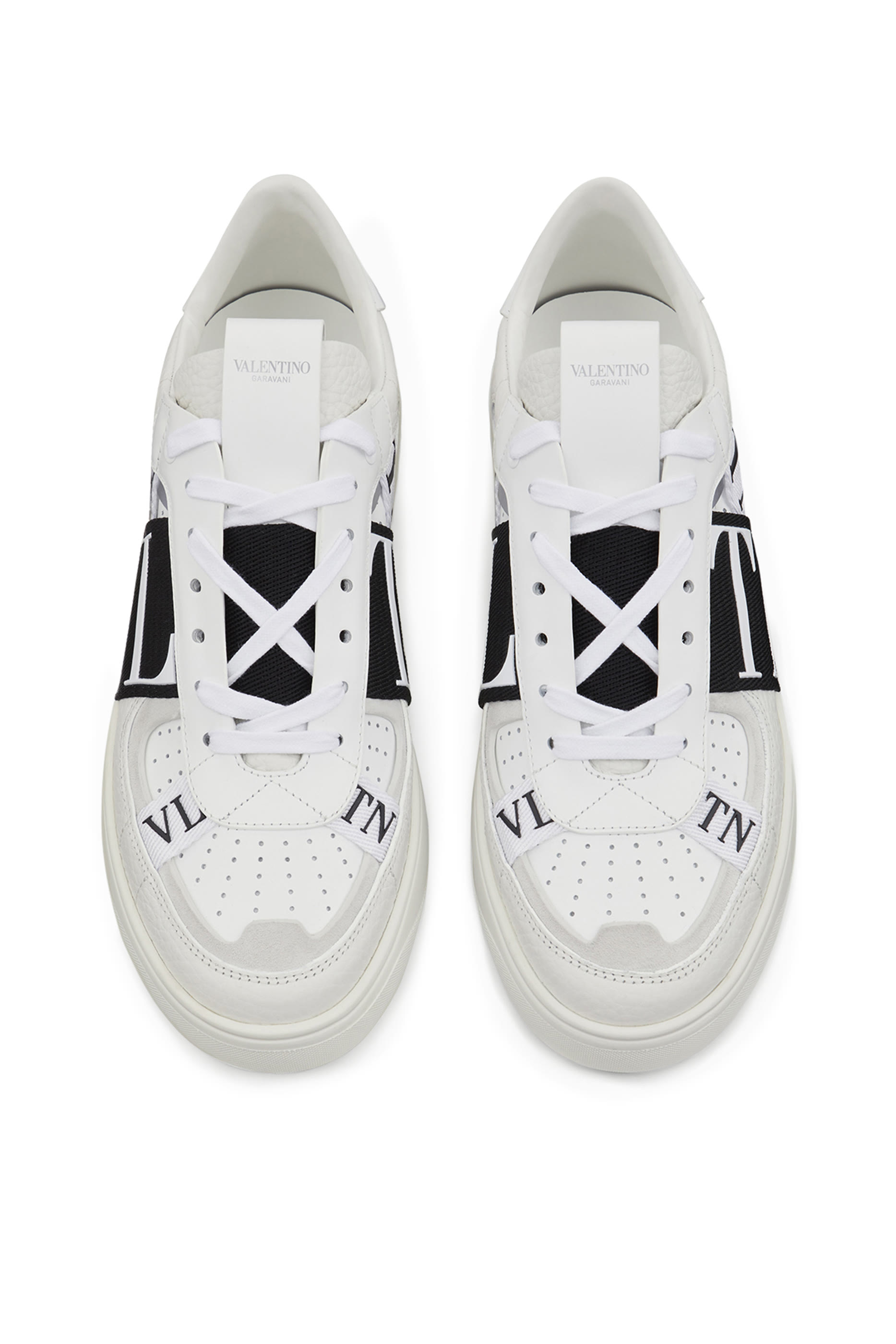 سنيكرز في آي 7 إن بكاحل منخفض وأشرطة مطاطية جلد عجل 