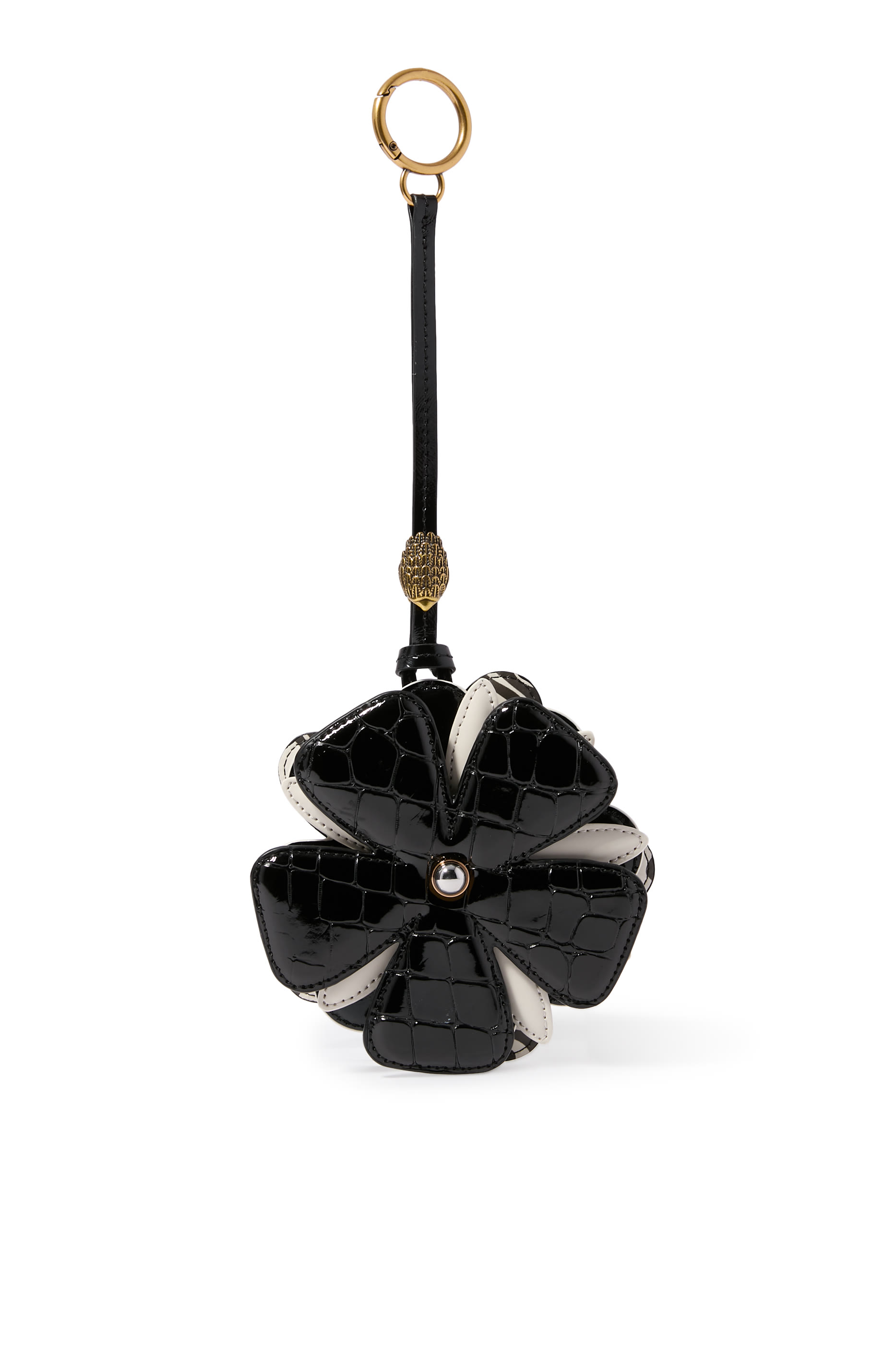 حلية بتصميم زهرة