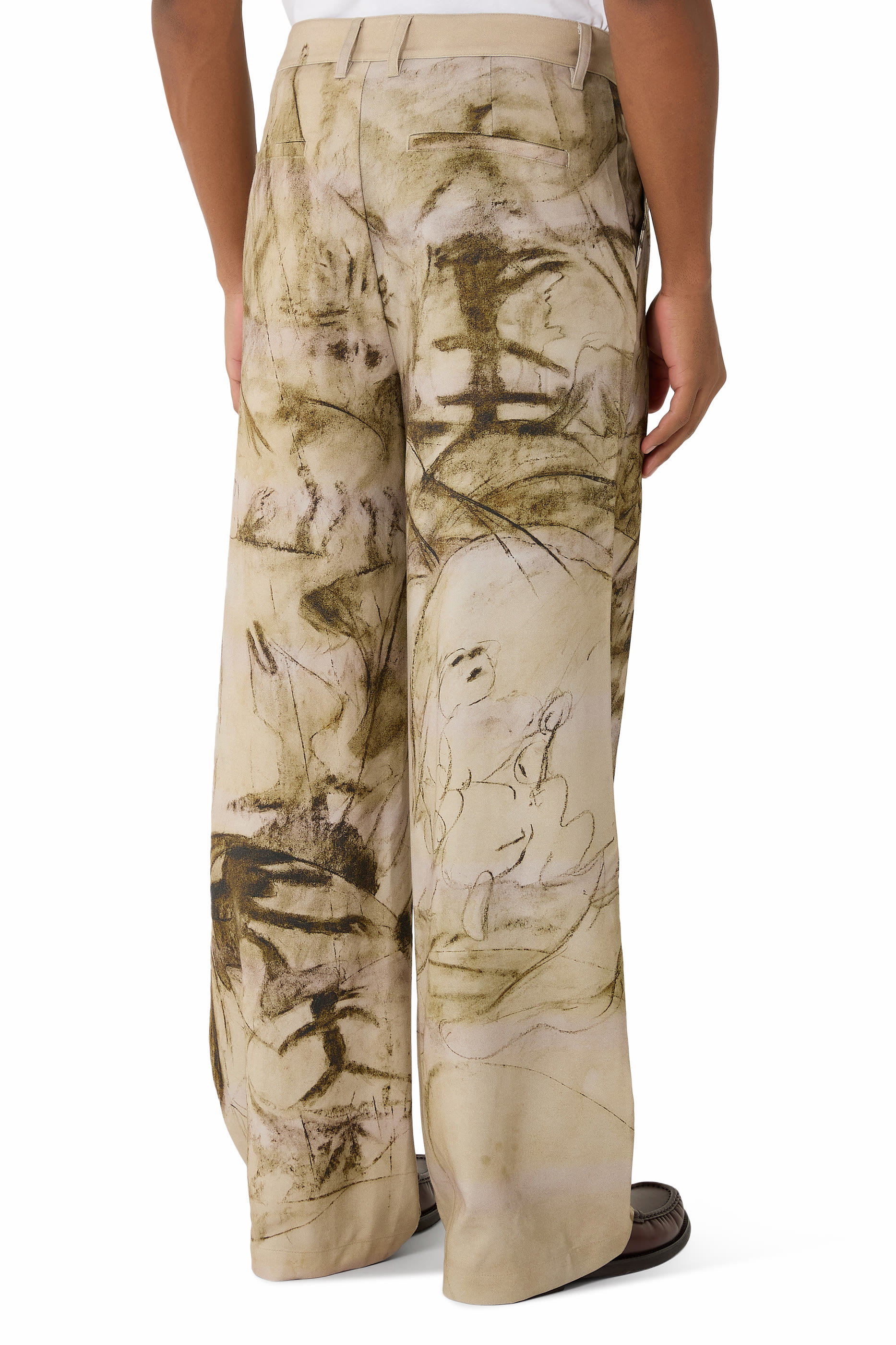 بنطال ريجويس بقصة مريحة