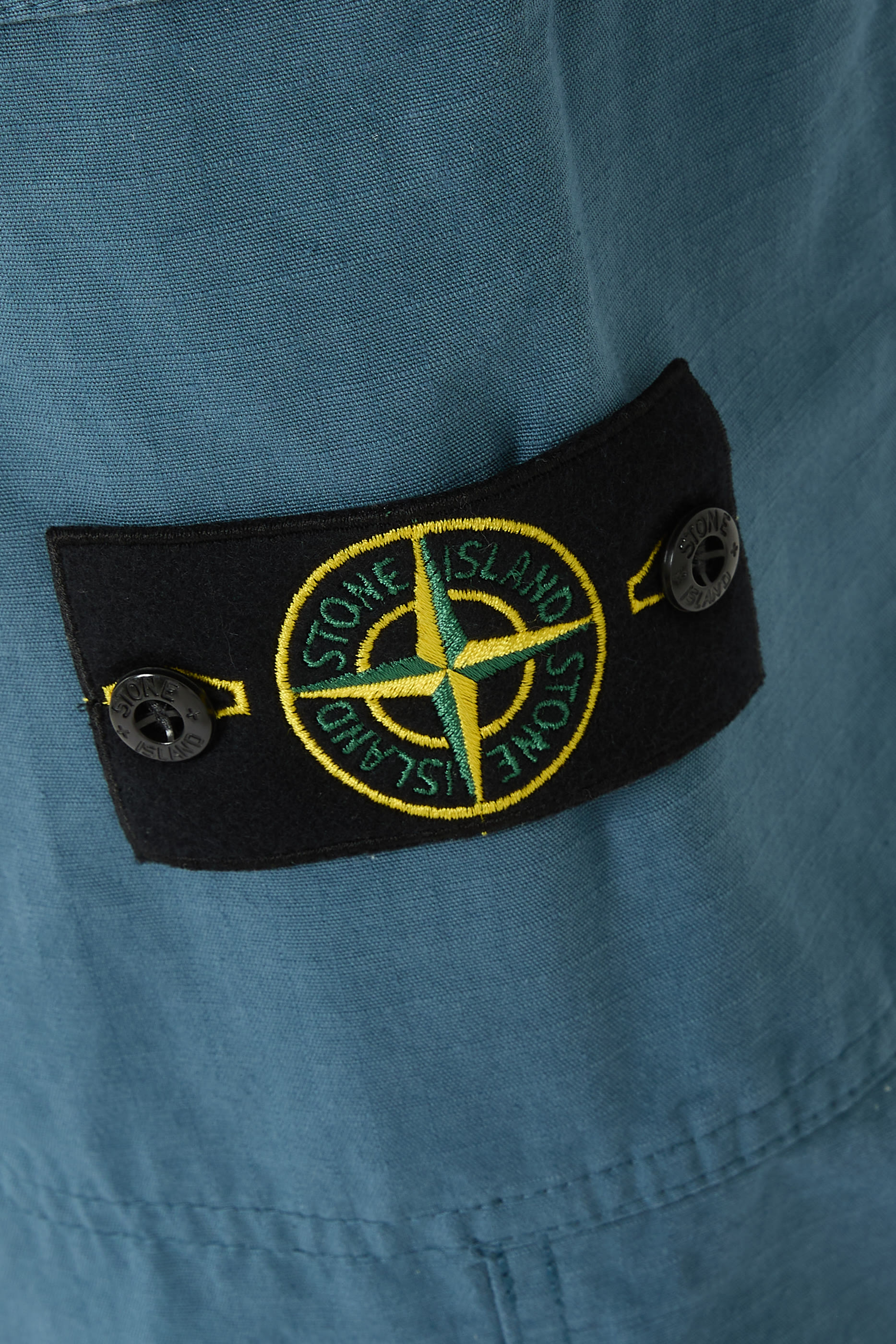 بنطال بقصة واسعة ورباط تضييق