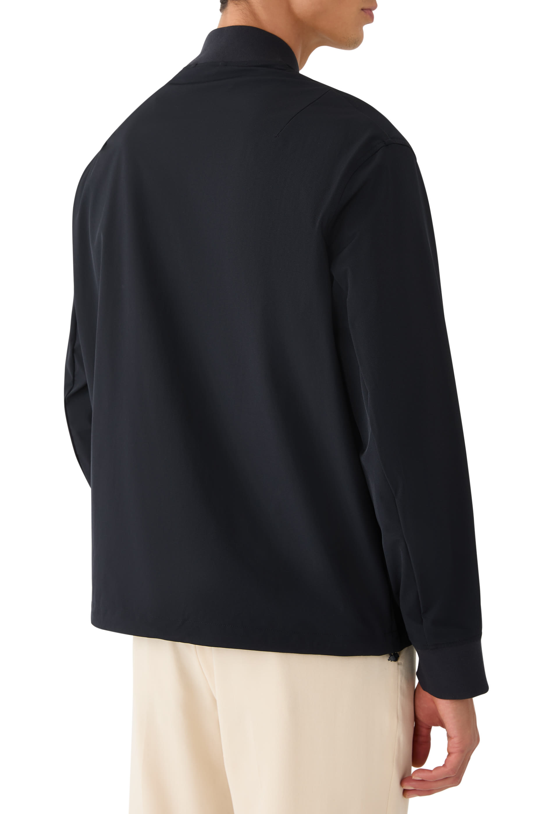 جاكيت مارينا بشعار الماركة وسحاب بأزرار