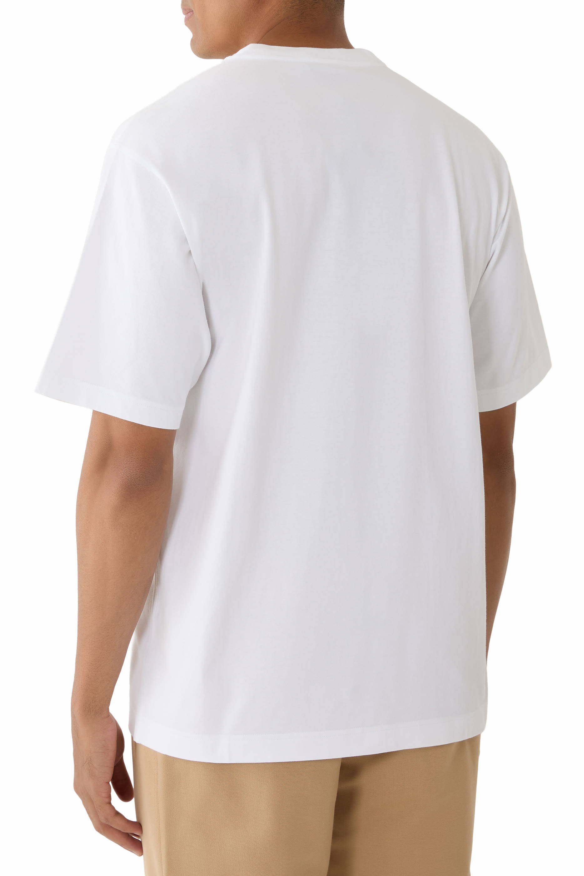 نيشيرت بشعار الماركة