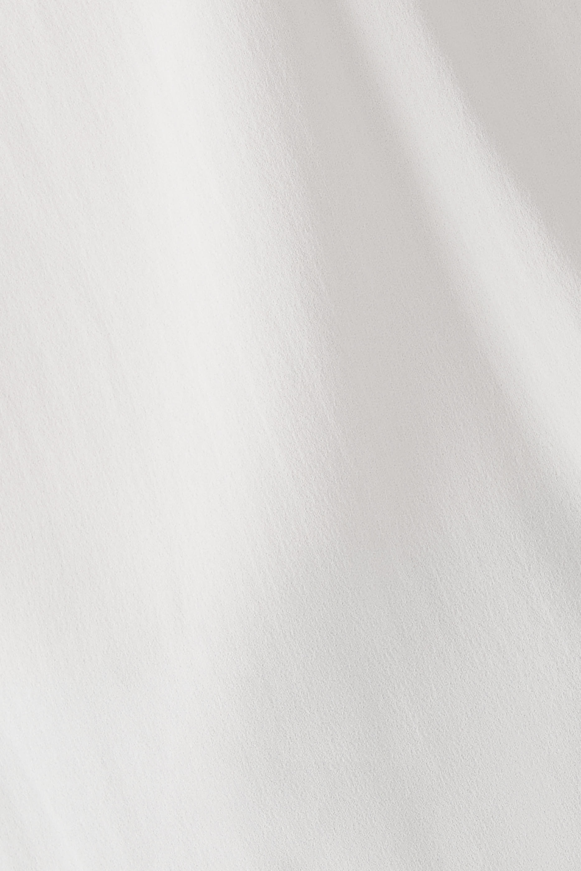 بلوزة بلا أكمام بياقة مستديرة حرير جورجيت كريب