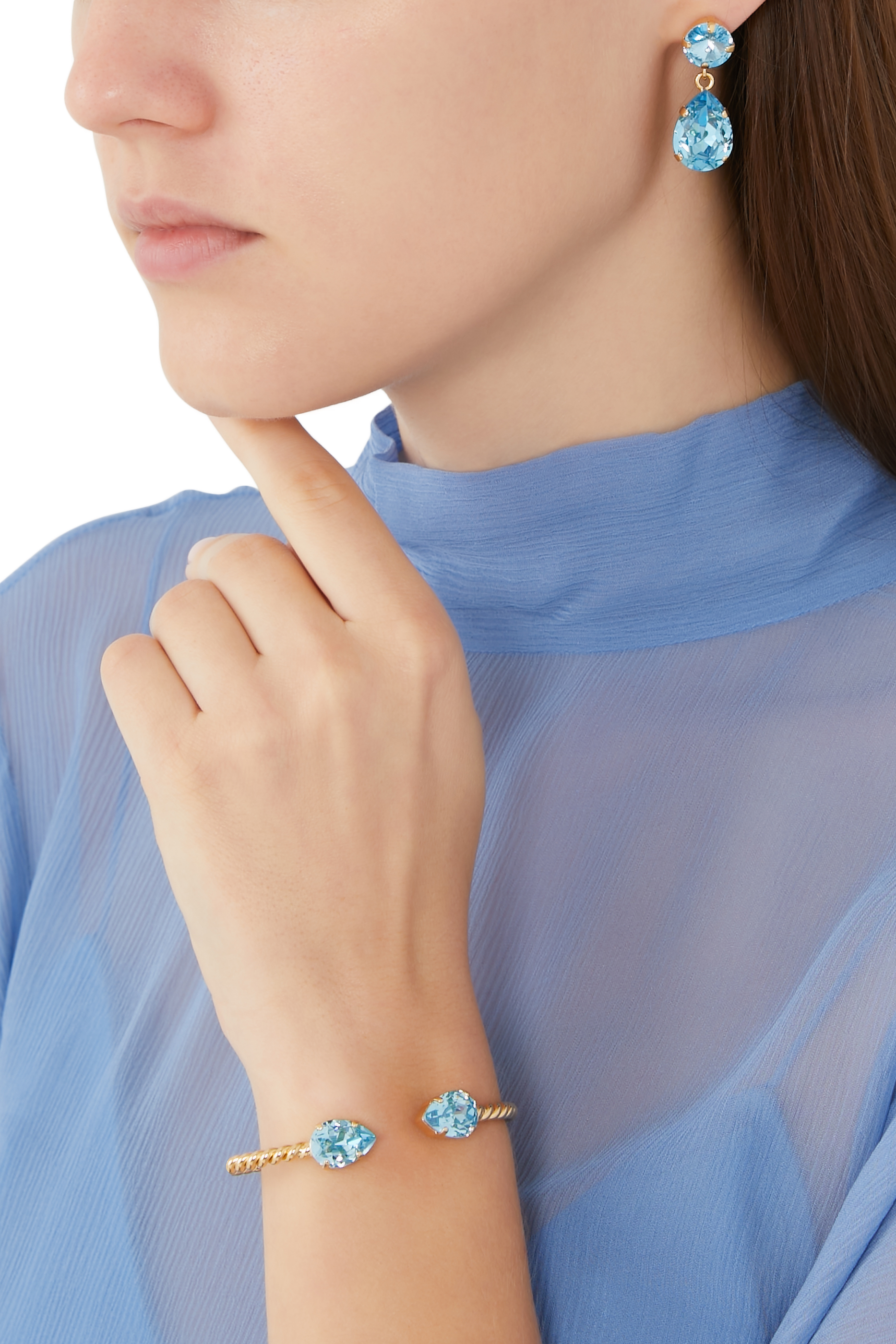 سوار صغير بكريستال بتصميم دمعة مرصعة بالكريستال مطلي بالذهب عيار 18