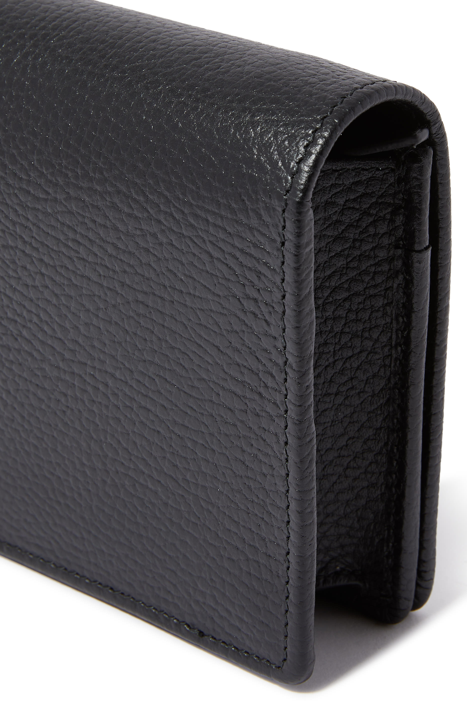 حقيبة مارمونت صغيرة جلد بسلسلة وشعار حرفي الماركة