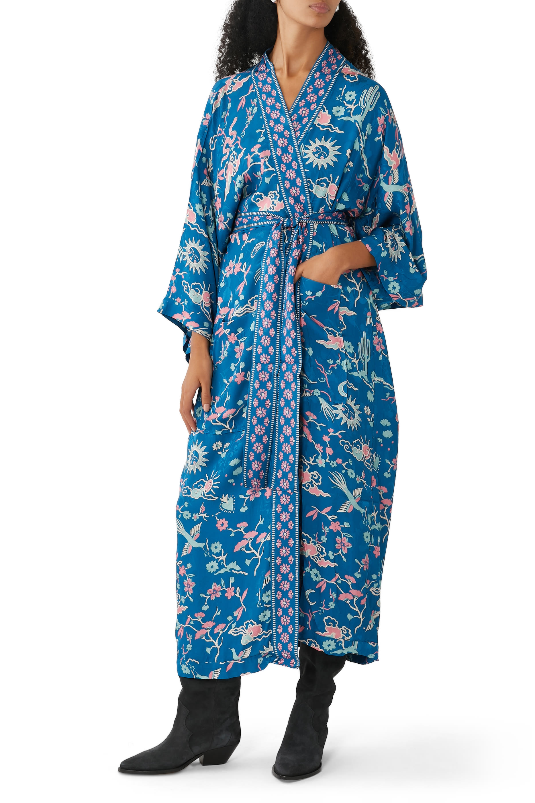 روب طويل ديزرت بنقشة بانديتا