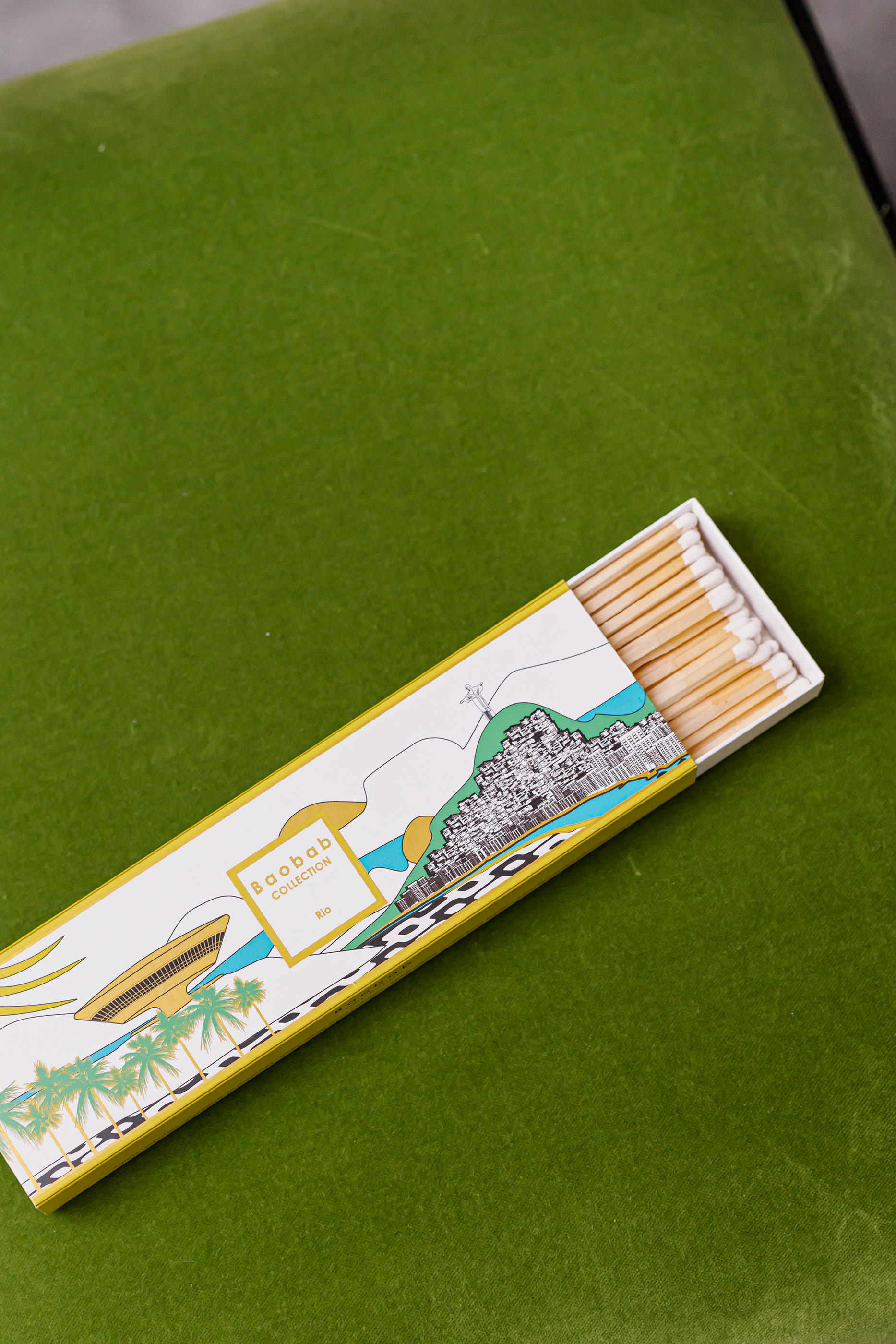 علبة أعواد الثقاب إم إف بي سيتيز ريو