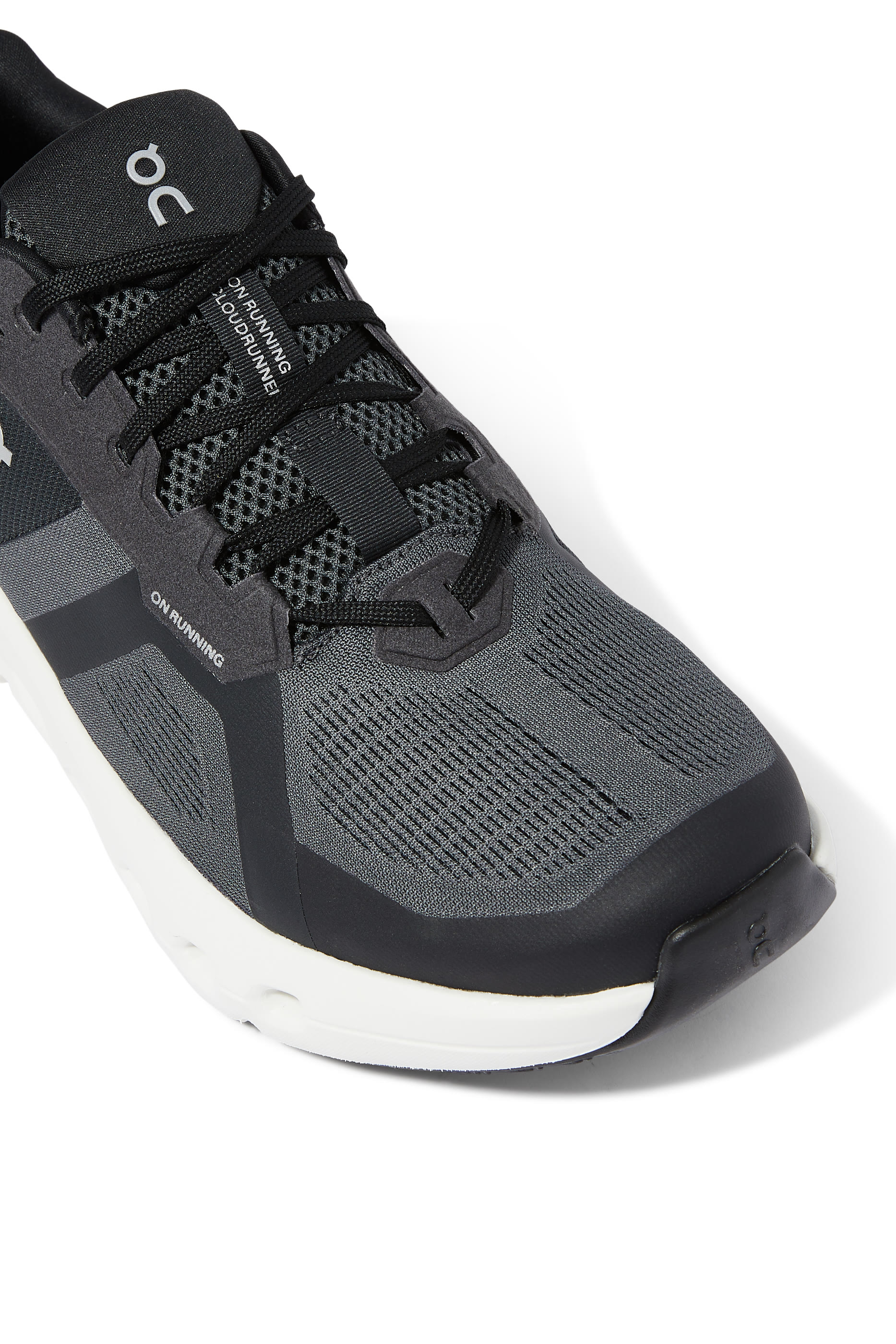 سنيكرز كلاودرانر 2