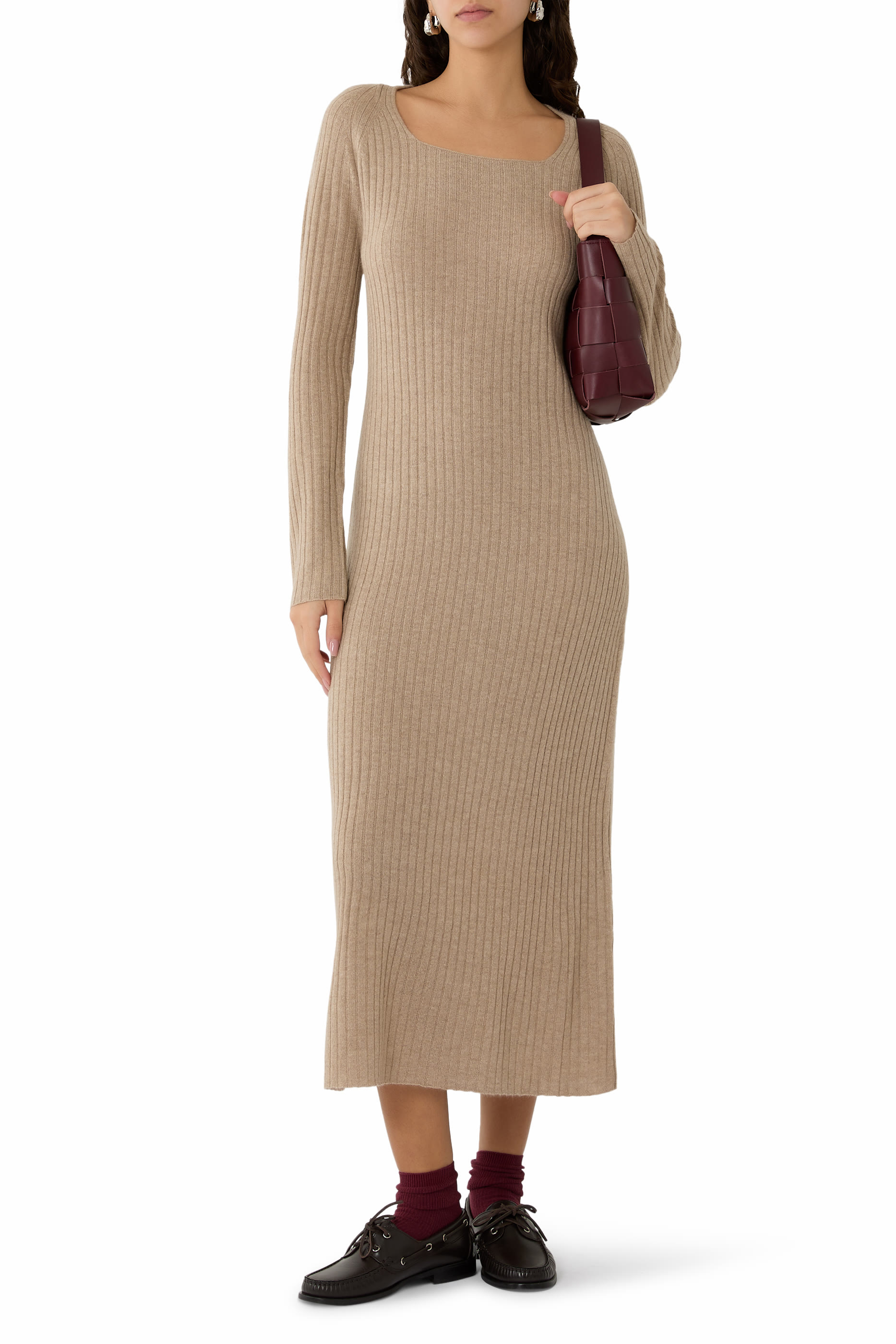 فستان واسع بتصميم مضلع