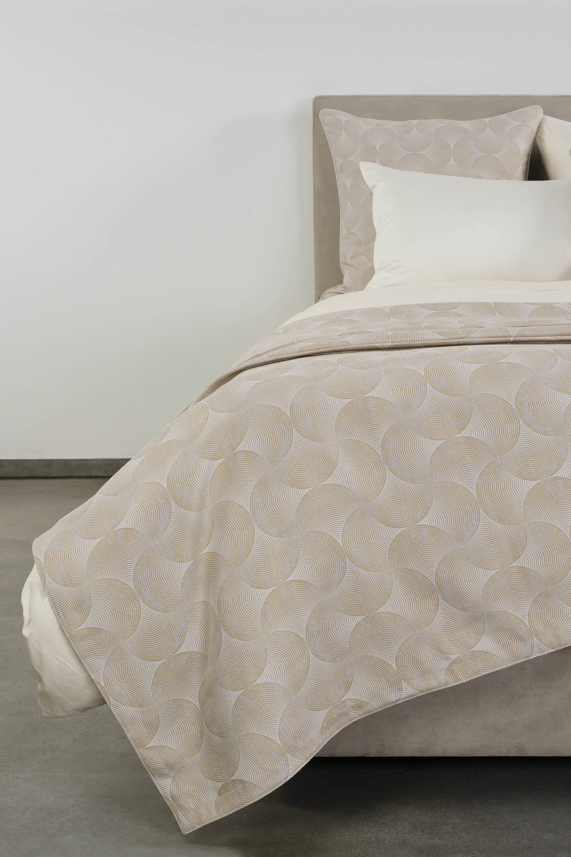 غطاء وسادة كافيار