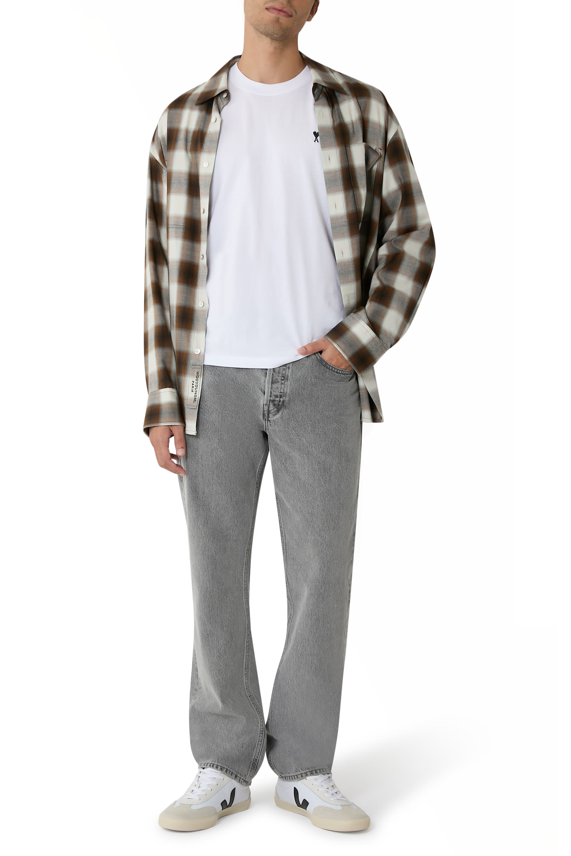 تيشيرت بشعار الماركة