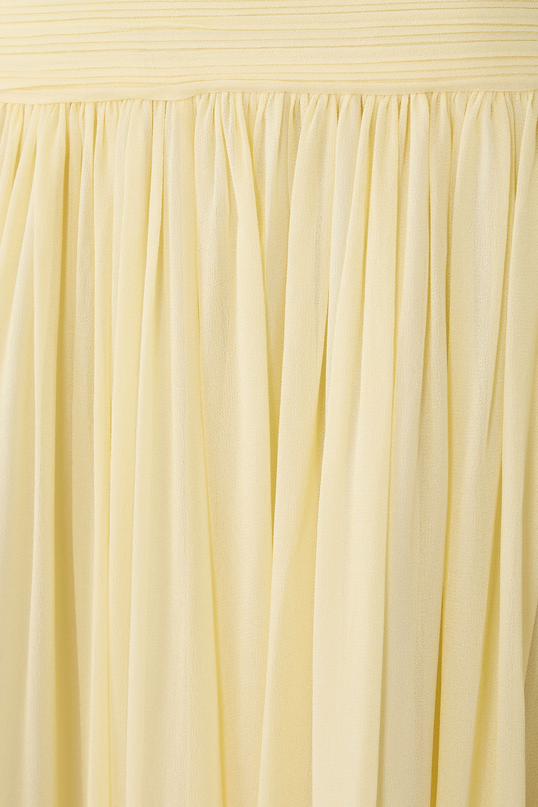 فستان متوسط الطول بوشاح جورجيت