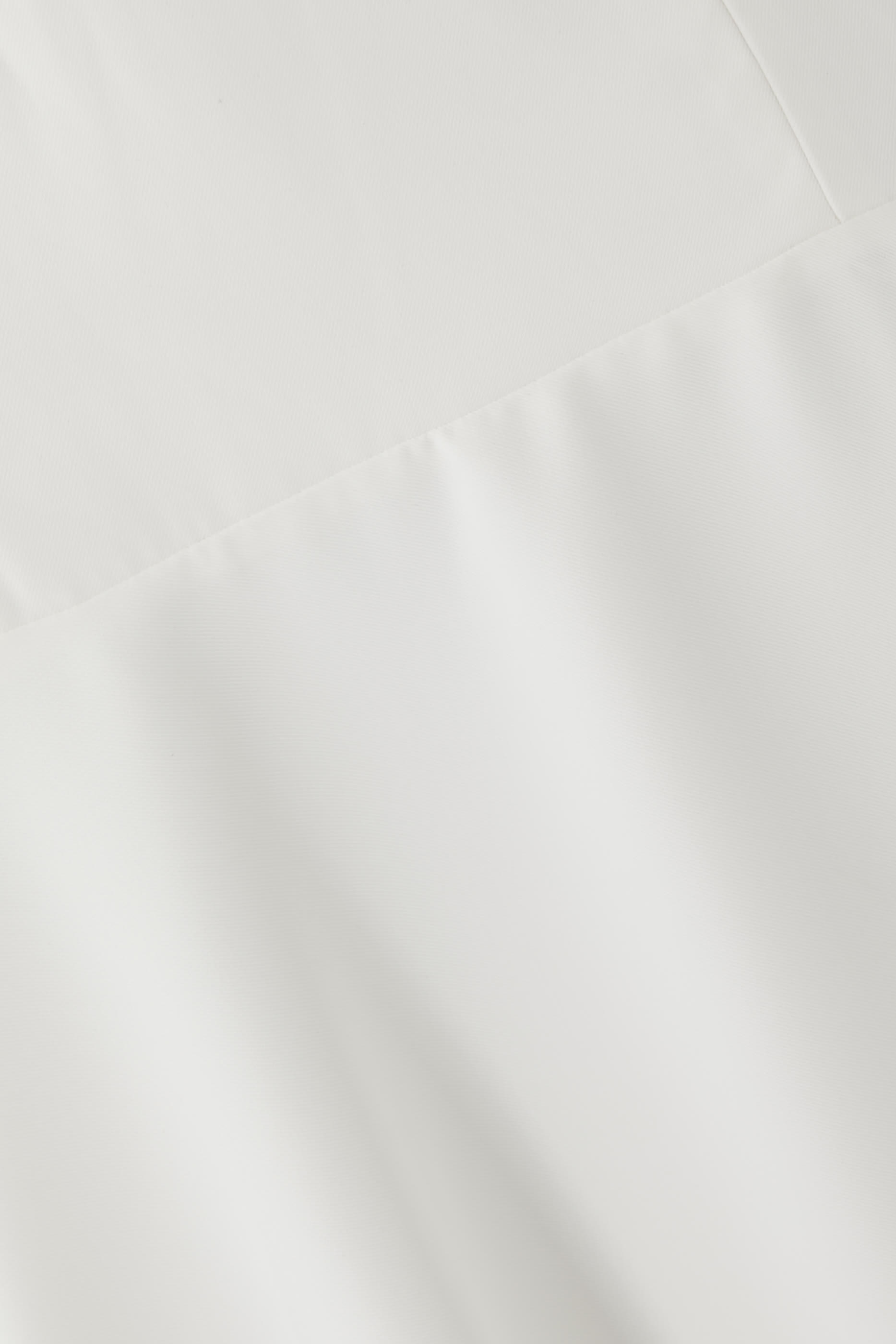 فستان ذا ألتيميت ميوز طويل بلا حمالات