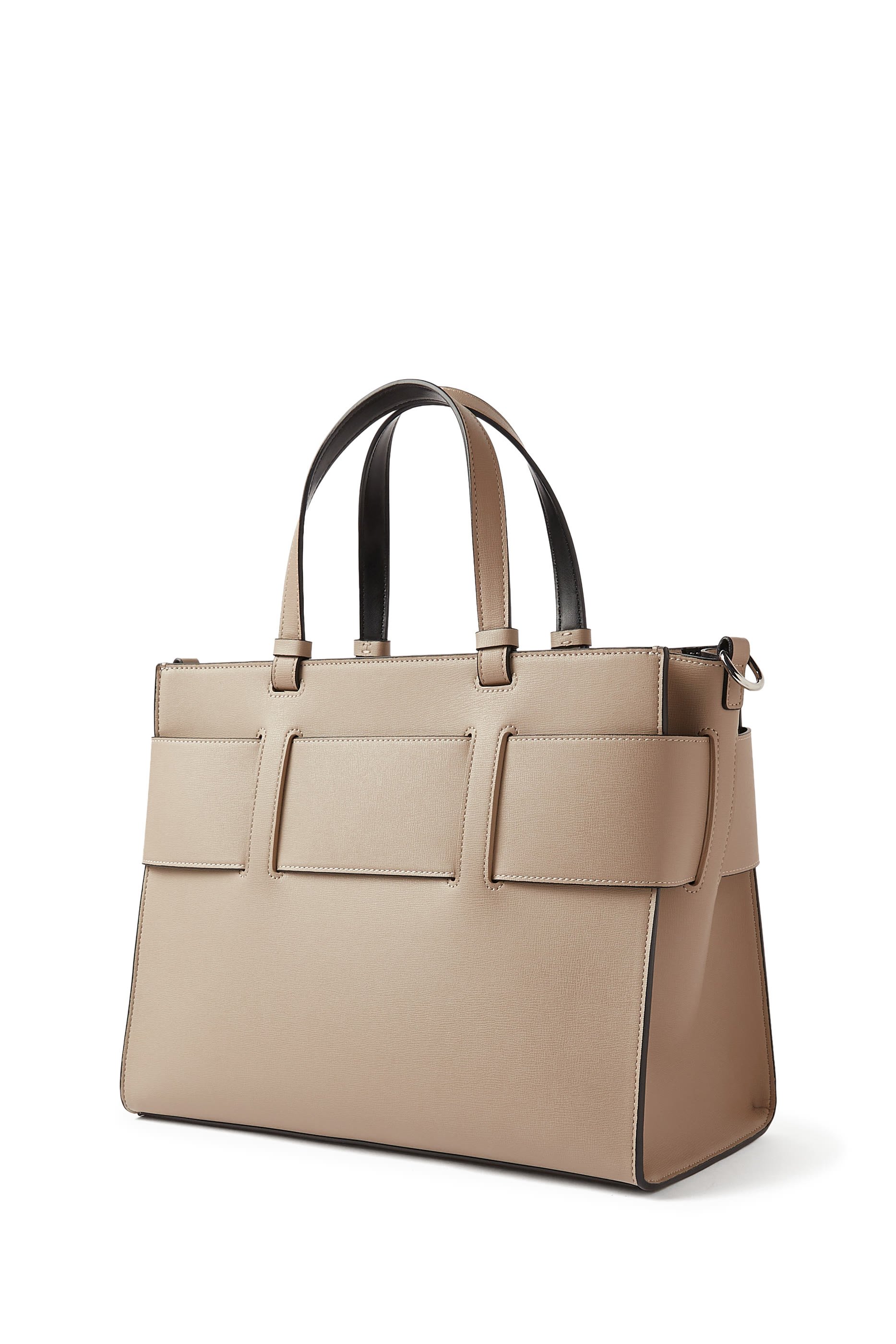 حقيبة يد بحلية شعار الماركة