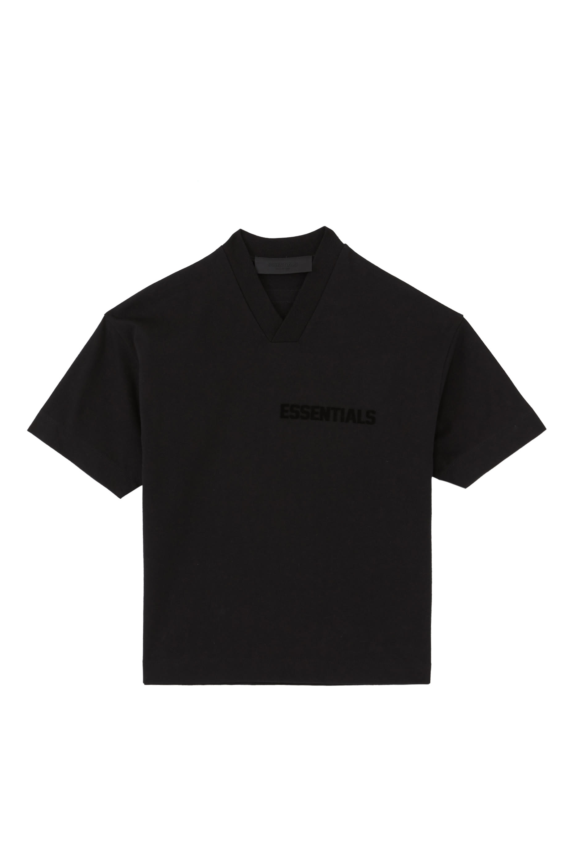 تيشيرت بياقة بتصميم حرف V بشعار اسنشالز للأطفال  