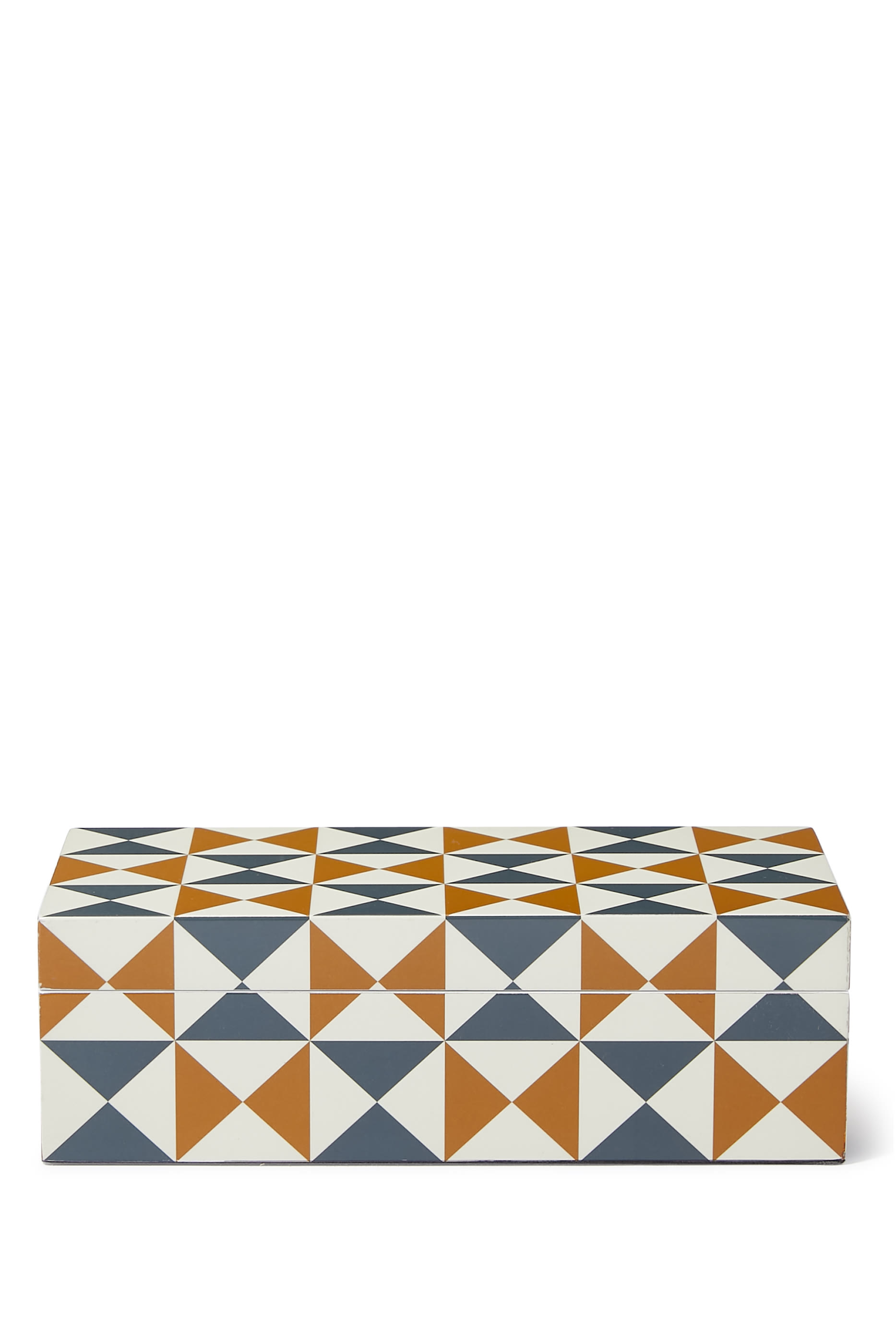 صندوق بوتاي بطلاء