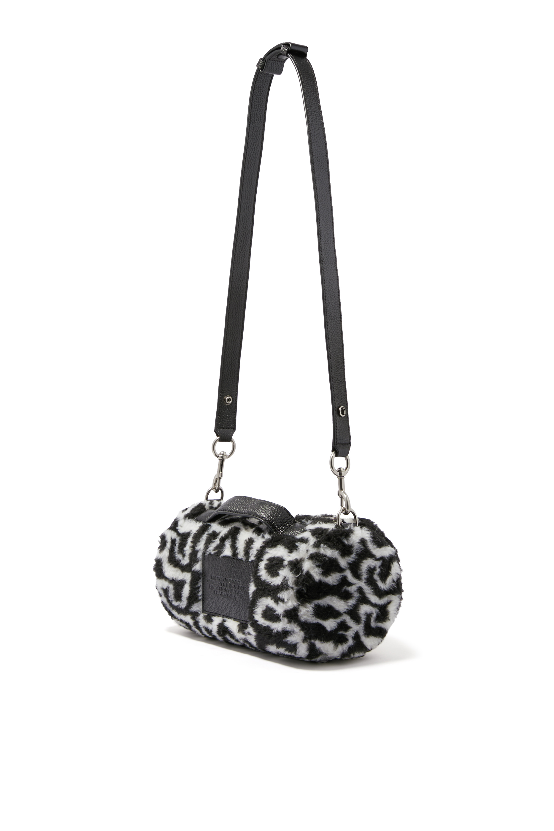 حقيبة دافل بنقشة حروف شعار الماركة قماش