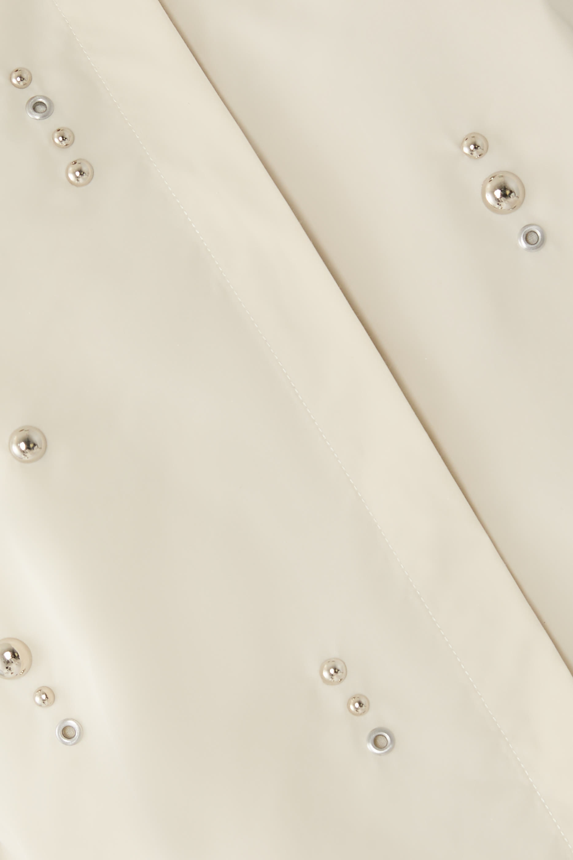 قميص مزين بحلي