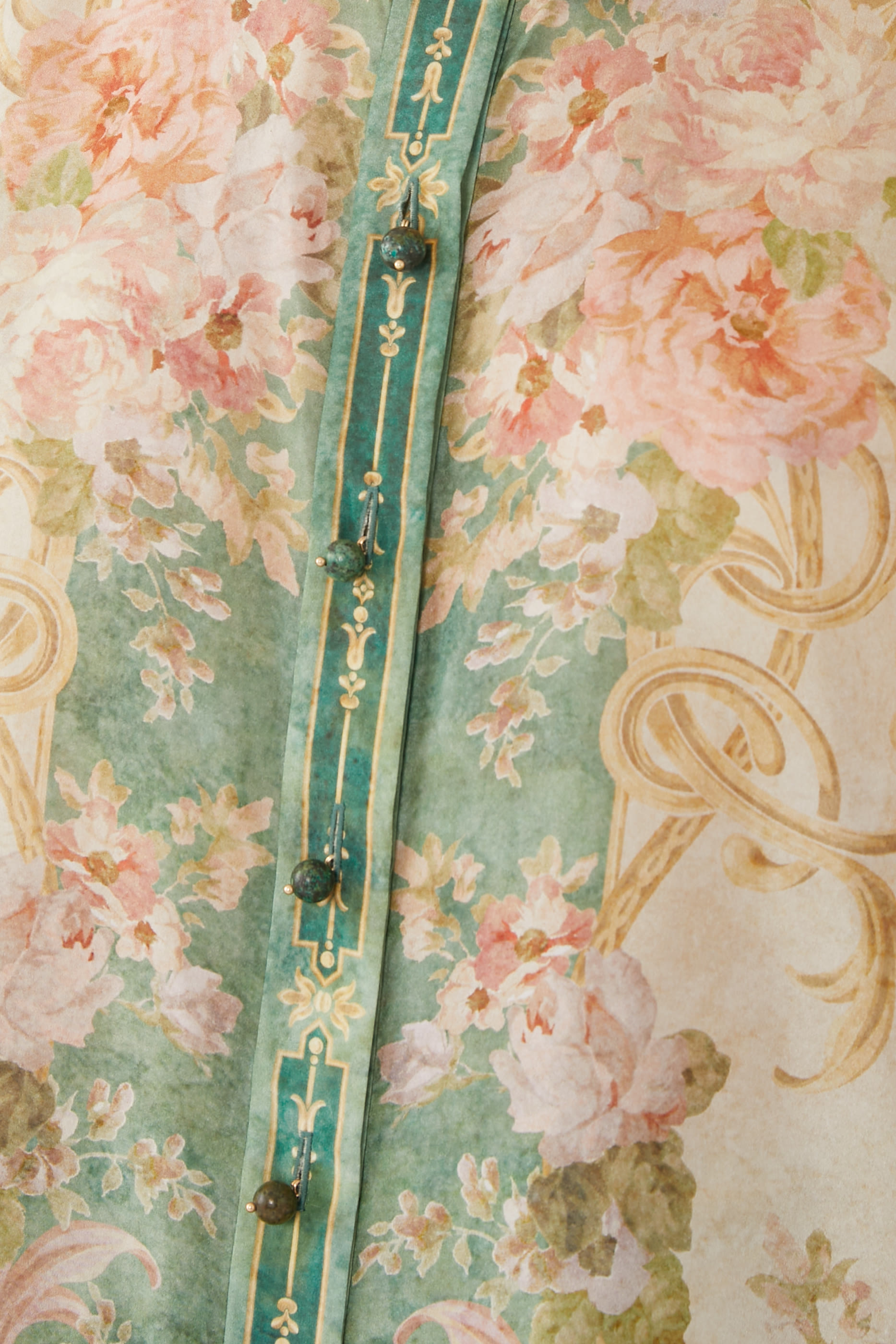 قميص أوغست بأكمام قصيرة