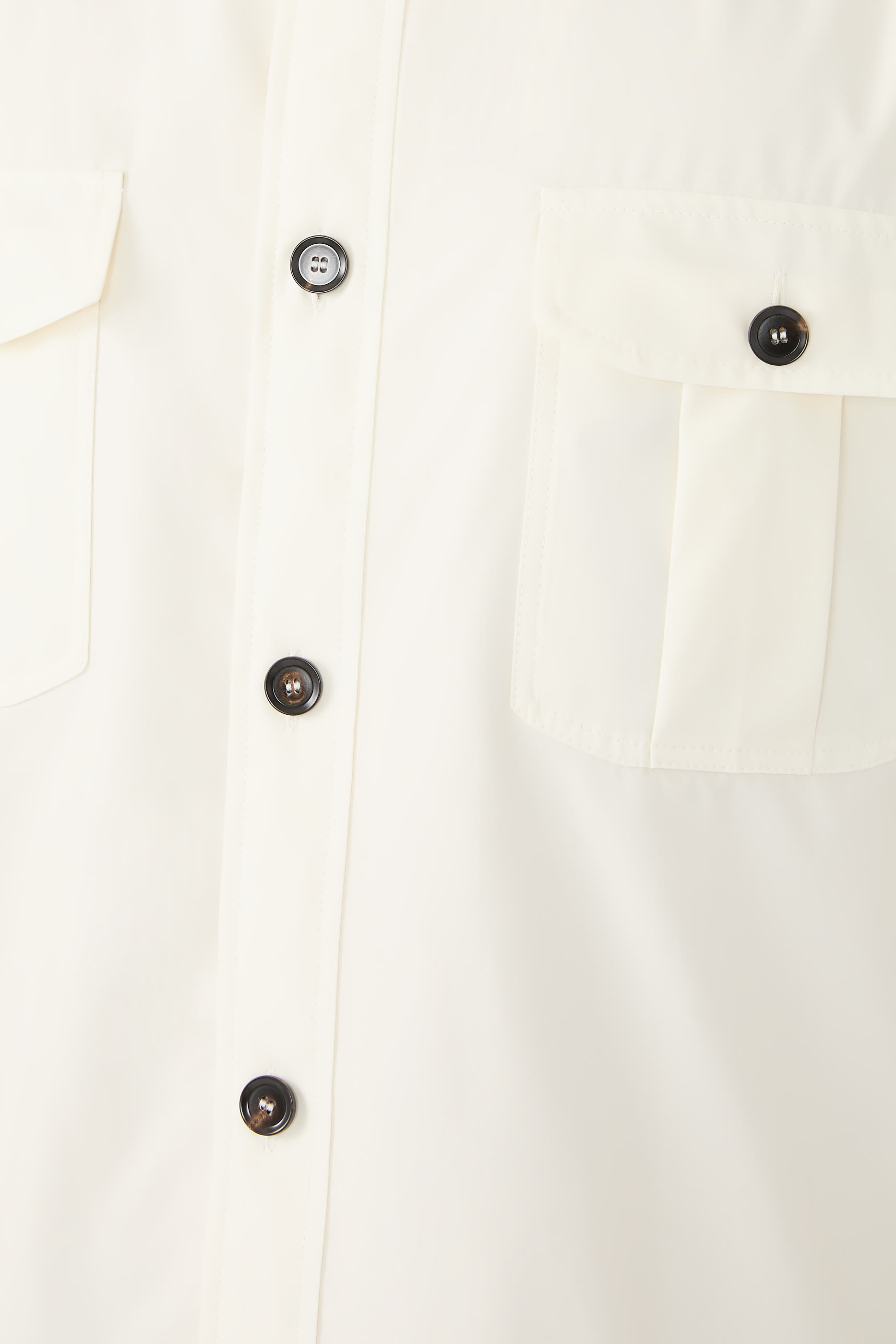 قميص فاغابوند بتصميم جاكيت