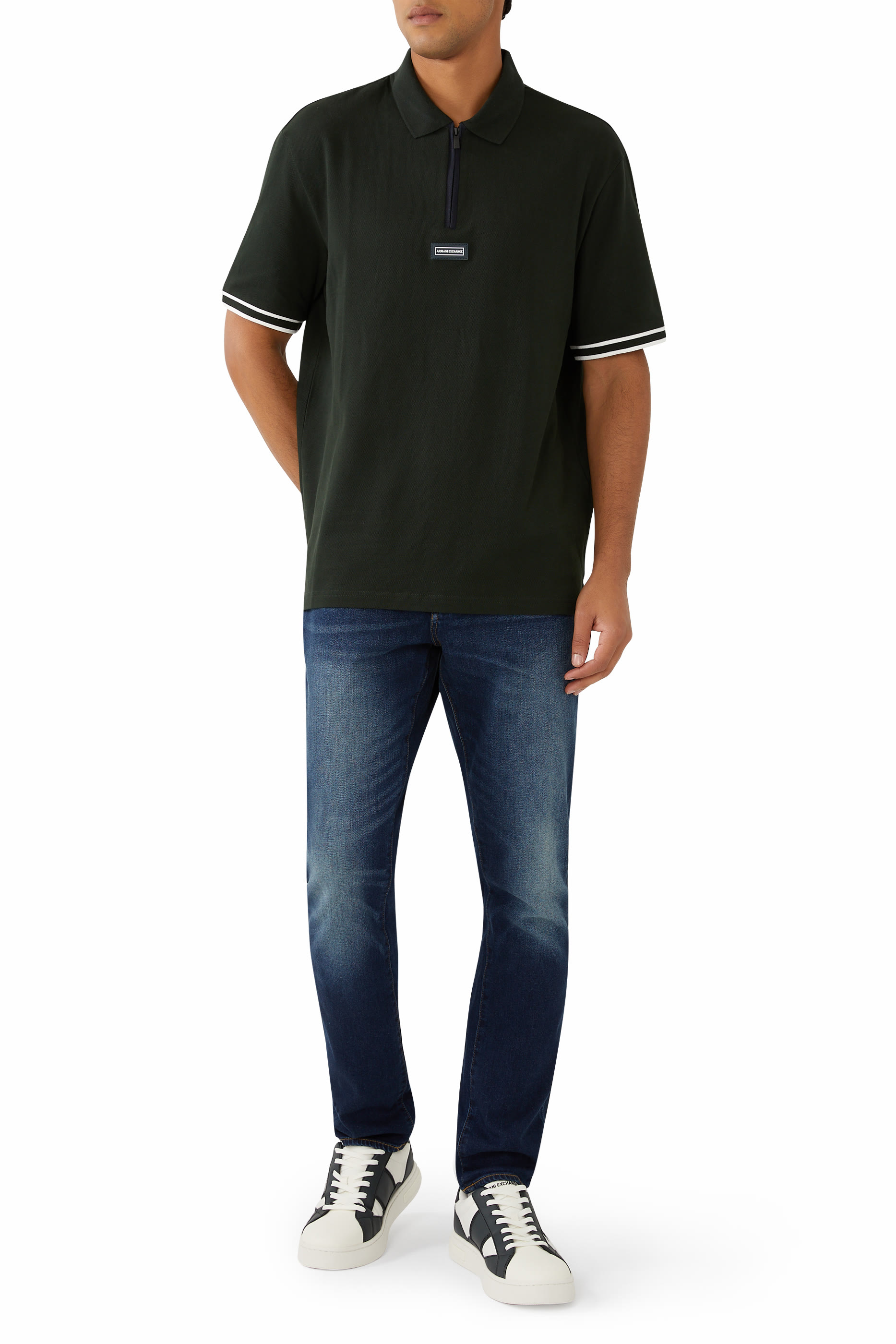 قميص بولو بقصة عادية وسحاب