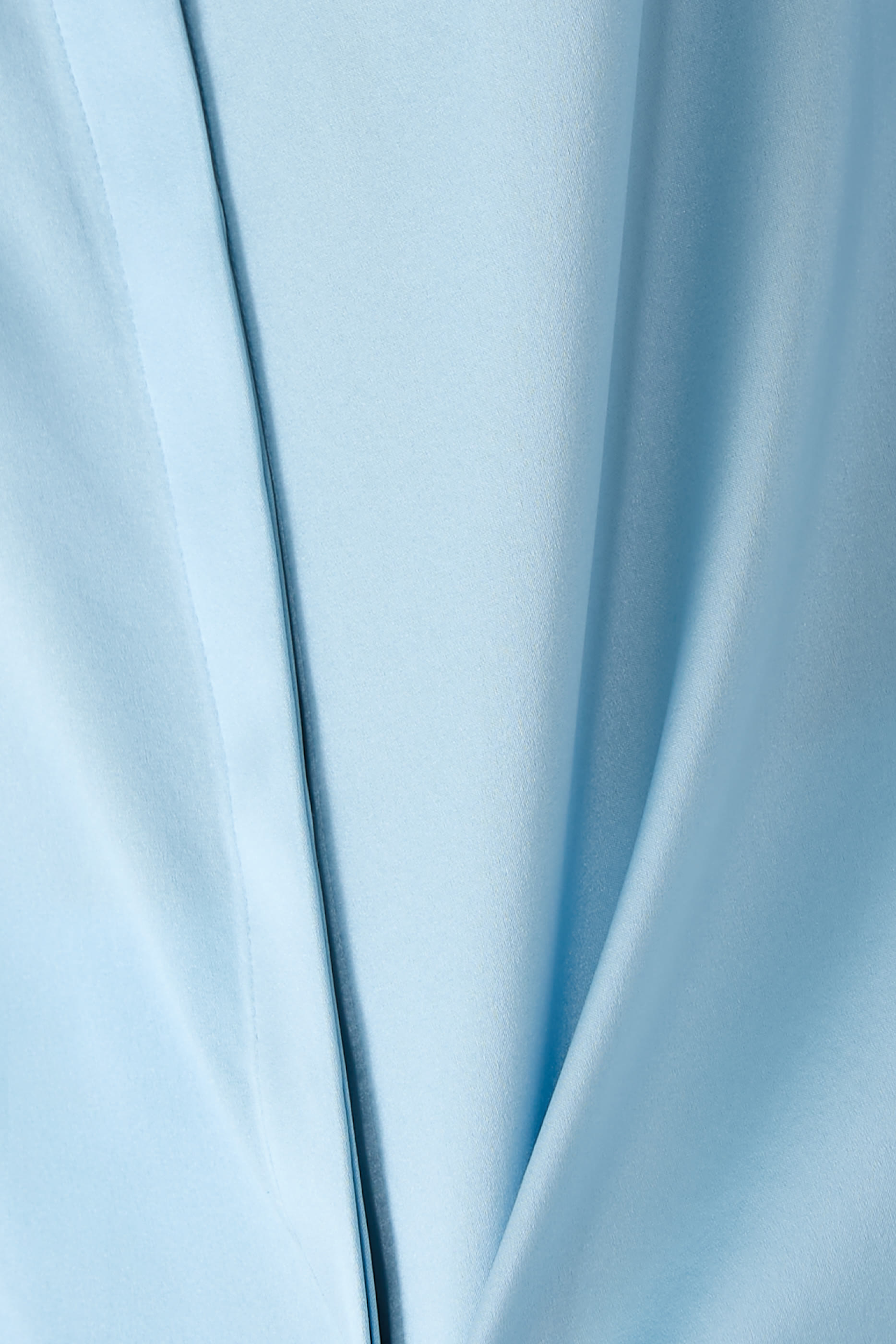 بلوزة ويلا بأزرار