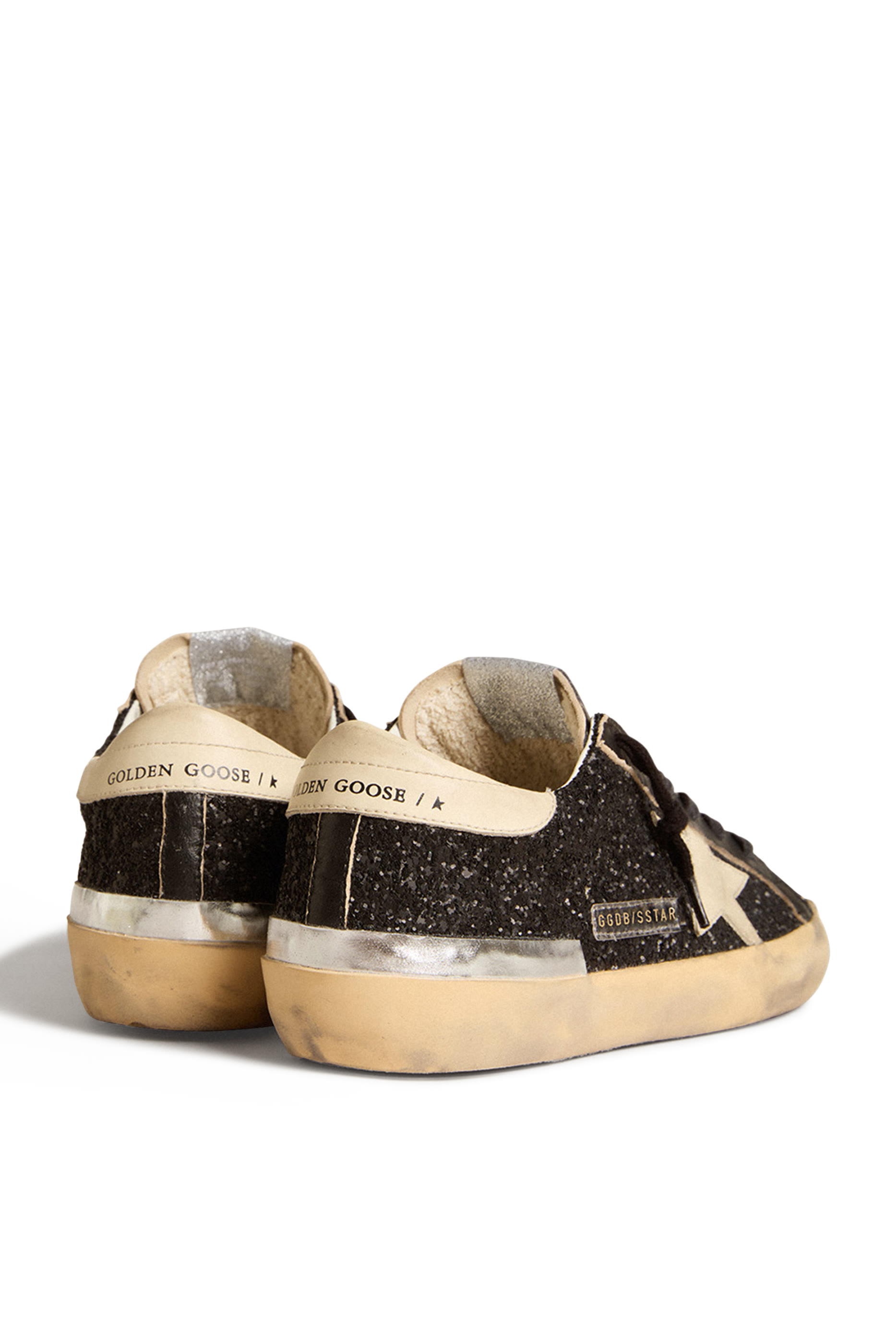 سنيكرز سوبر ستار