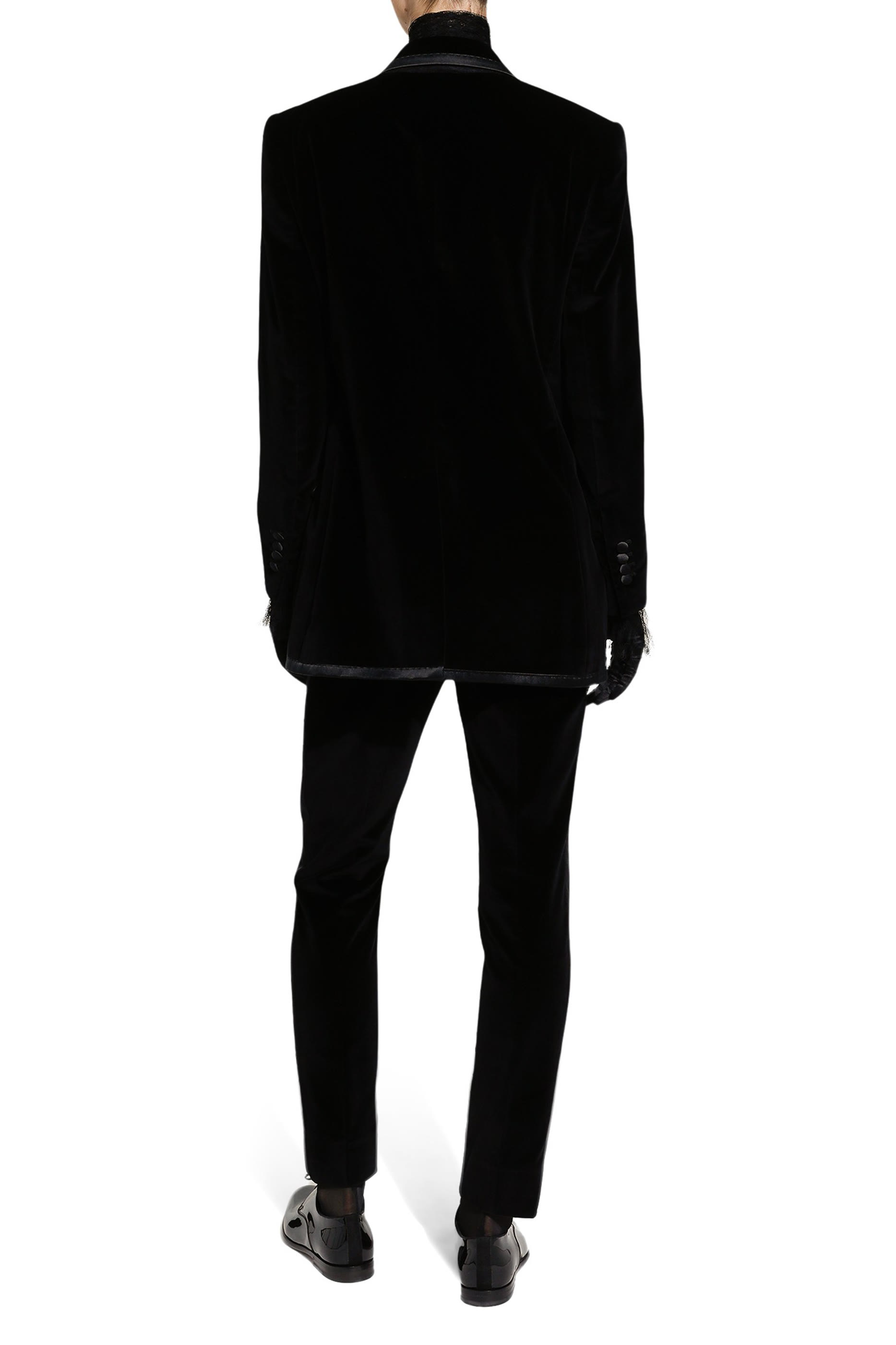 بنطال توكسيدو بقصة ملاءمة للجسم مخمل