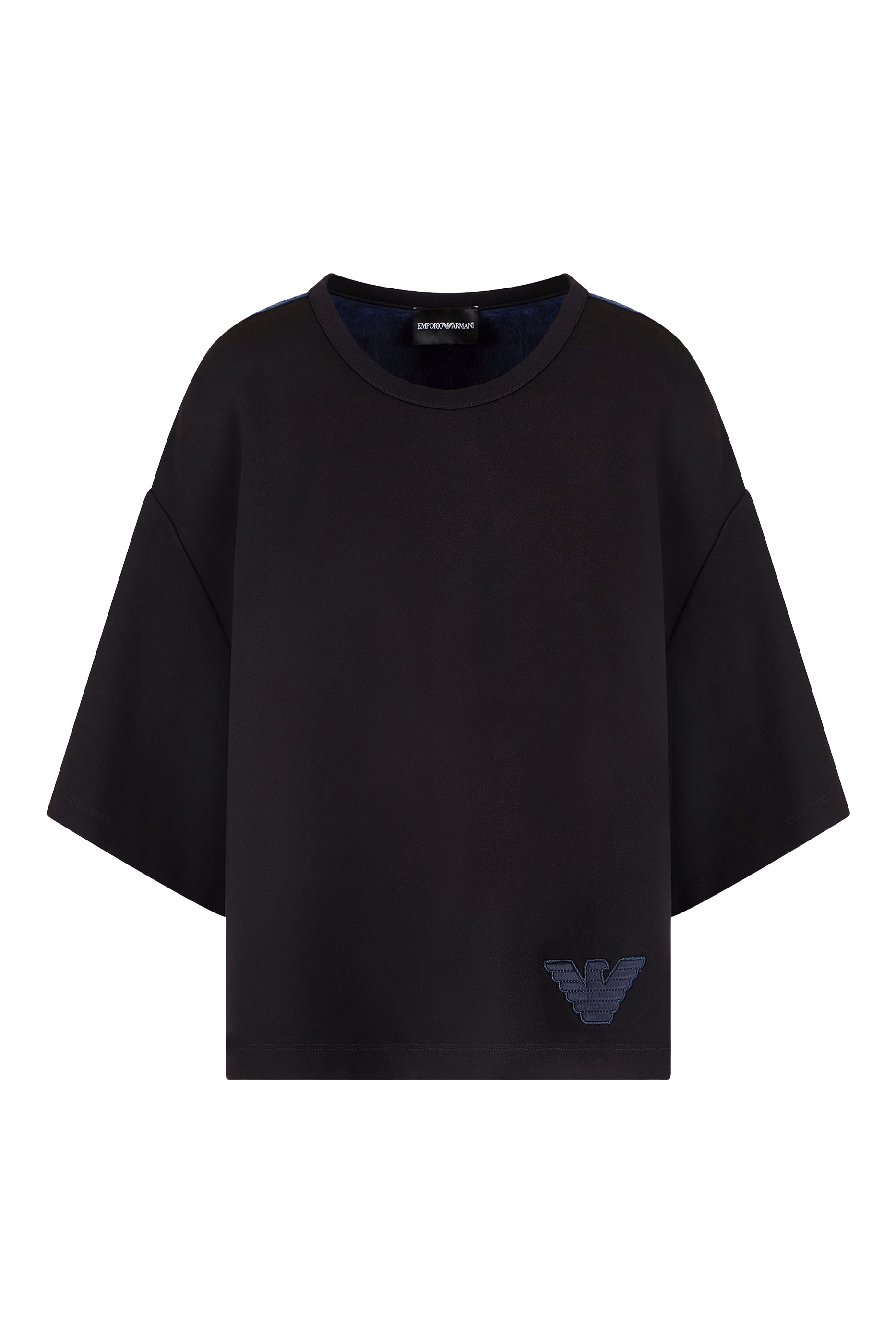 تيشيرت بأكمام قصيرة بشعار الماركة