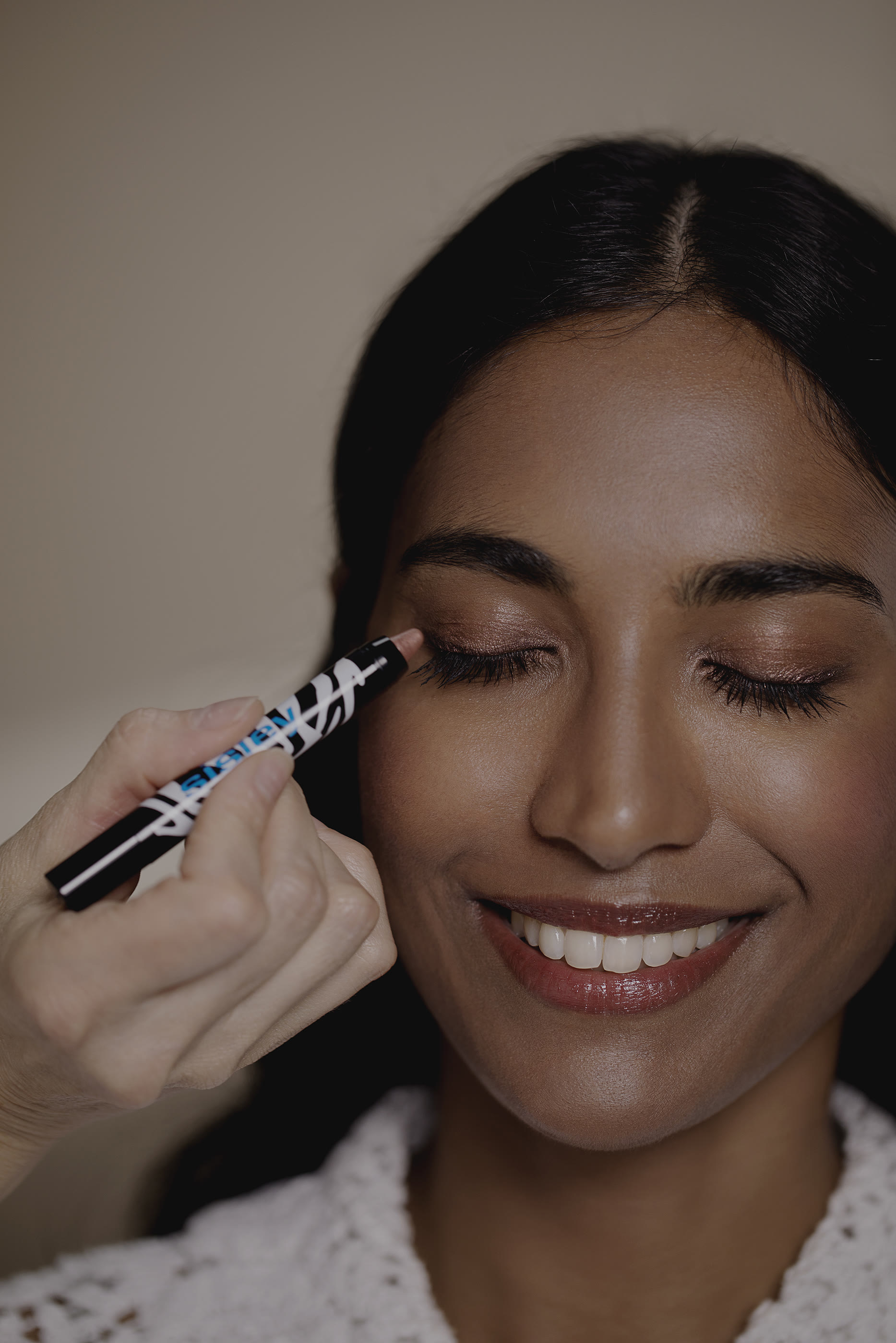 قلم العيون فيتو آي قابل للف