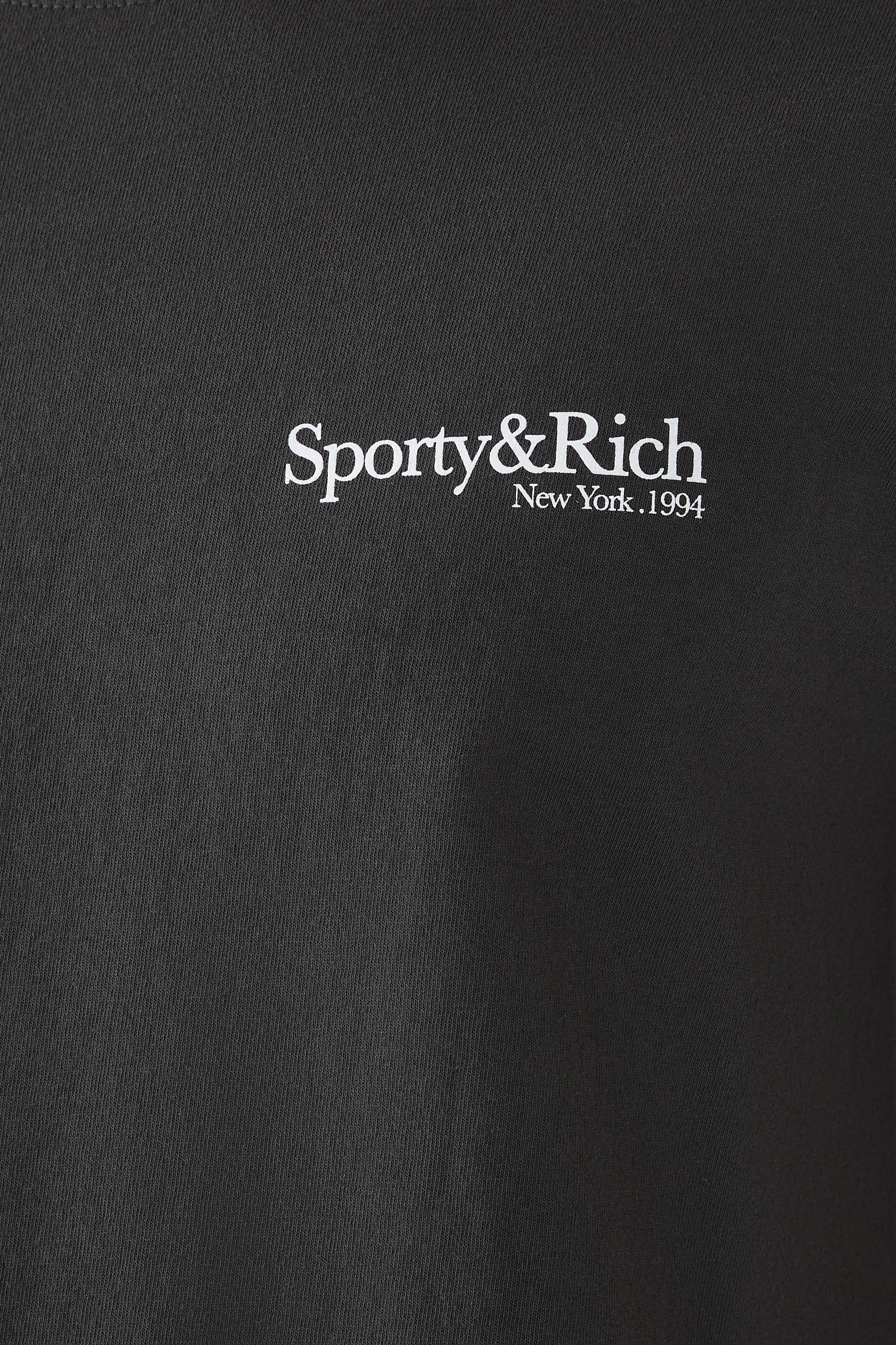 تيشيرت اتش دبليو سي ان واي