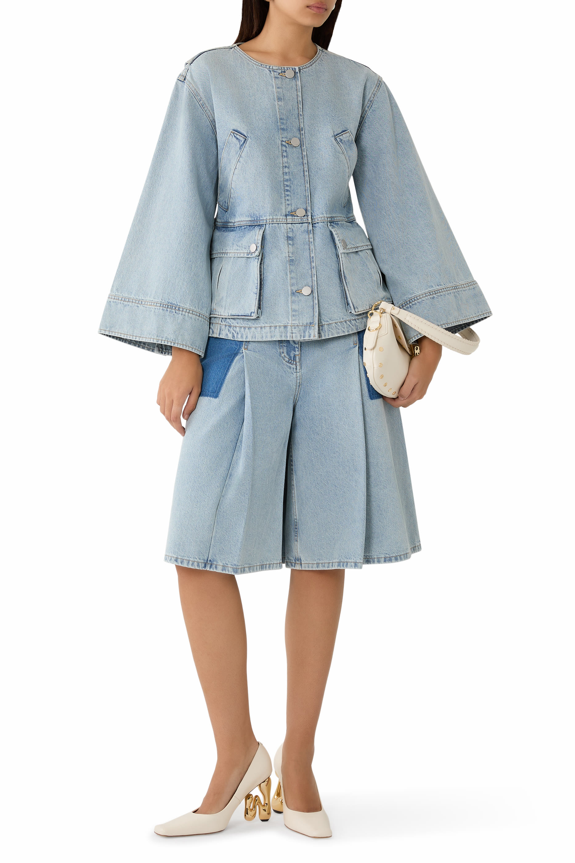 جاكيت بتصميم ترابيز بلا ياقة دنيم