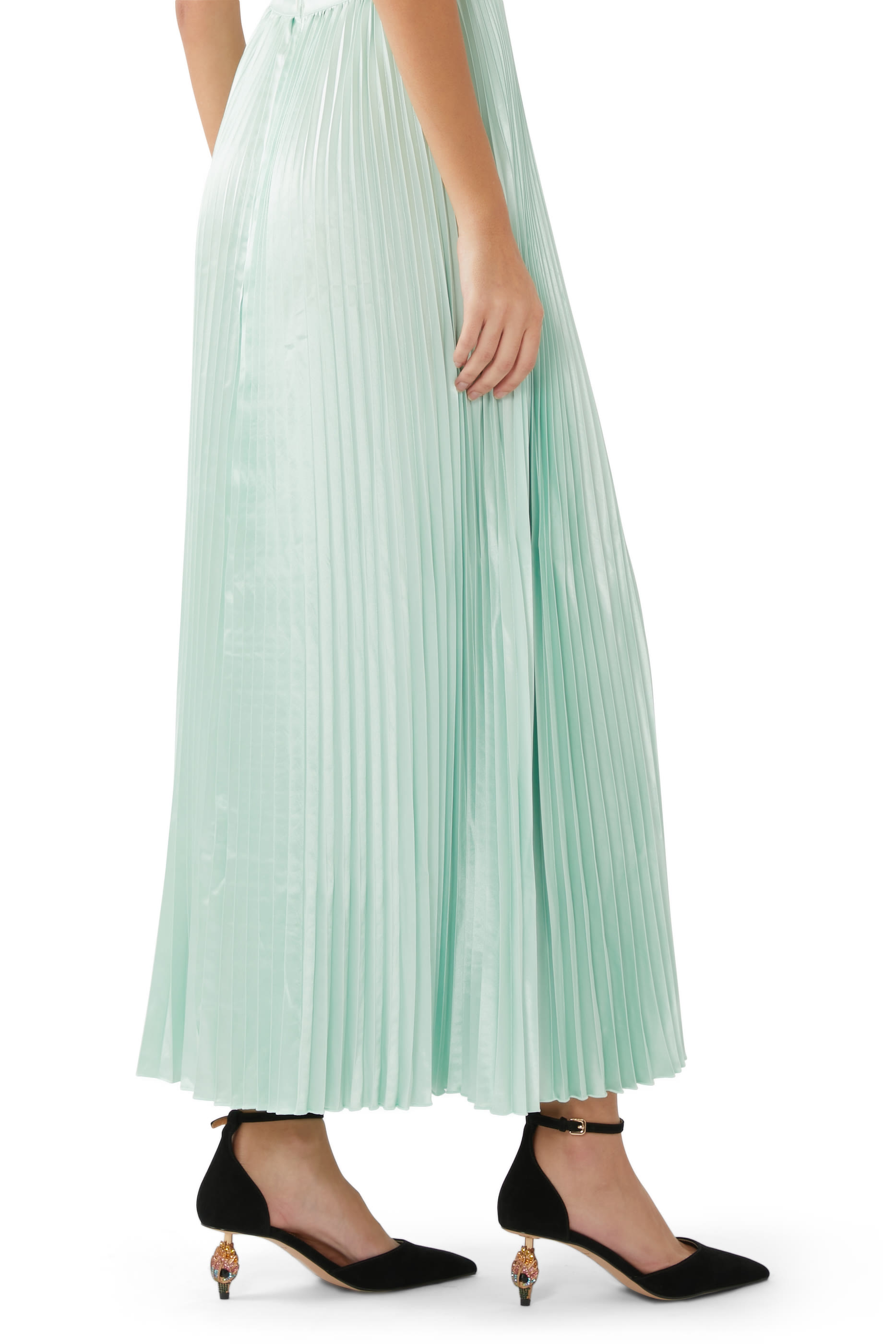 حذاء كلاسيكي 60 بحلية شعار الماركة على الكعب