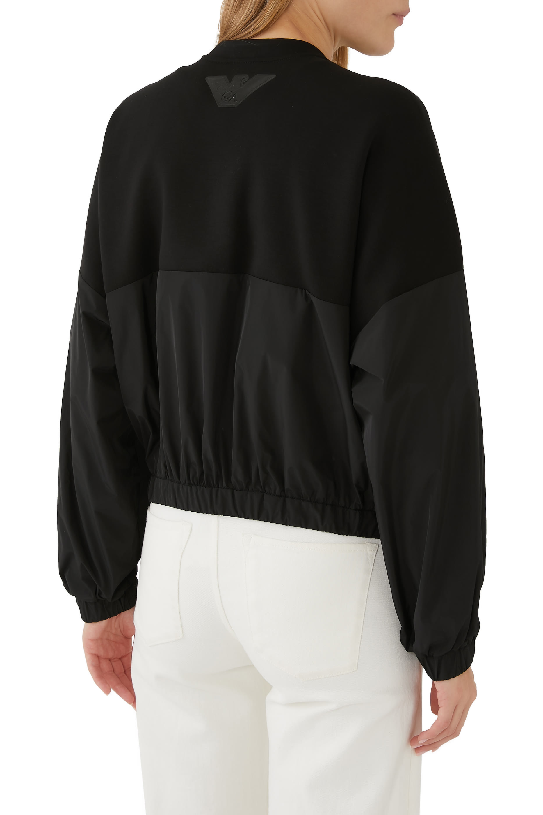 جاكيت سكوبا بسحاب