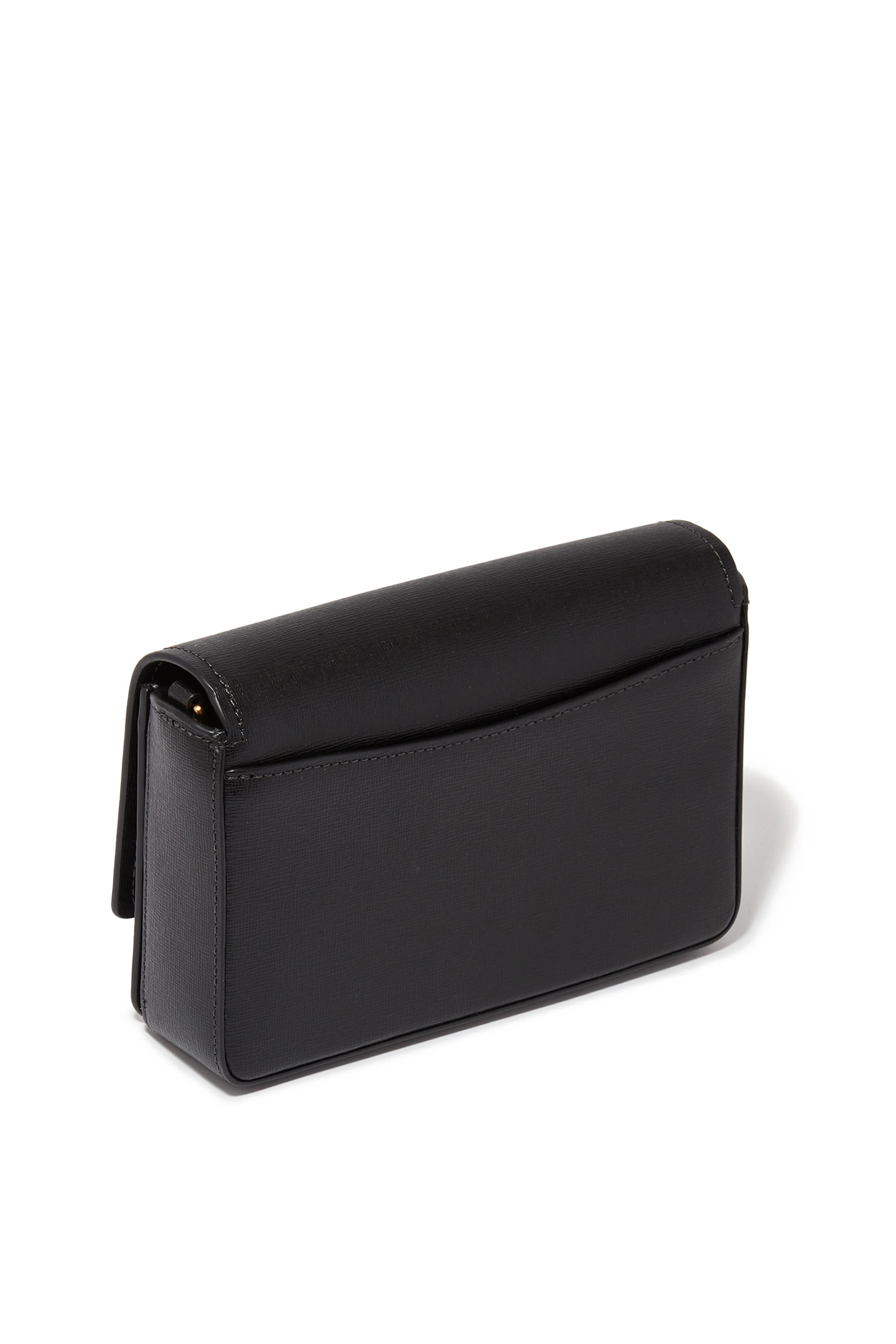 محفظة بغطاء قلاب وسلسلة