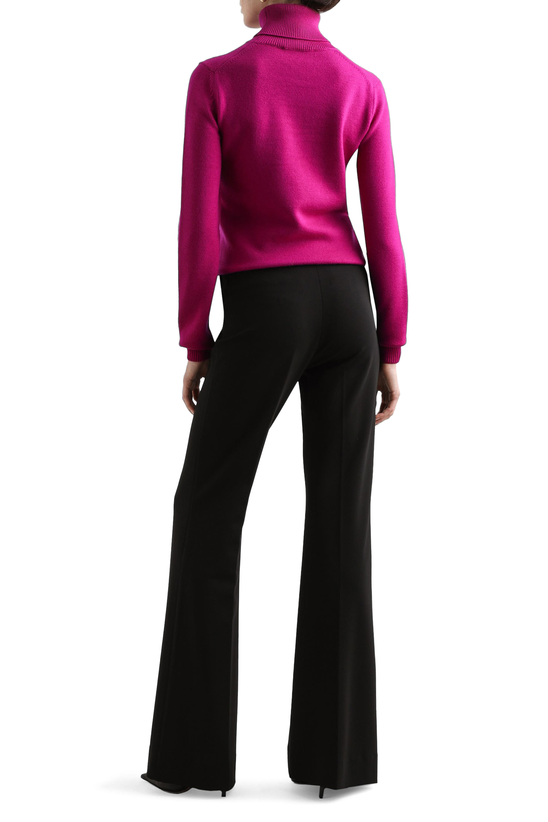 كنزة بياقة عالية صوف