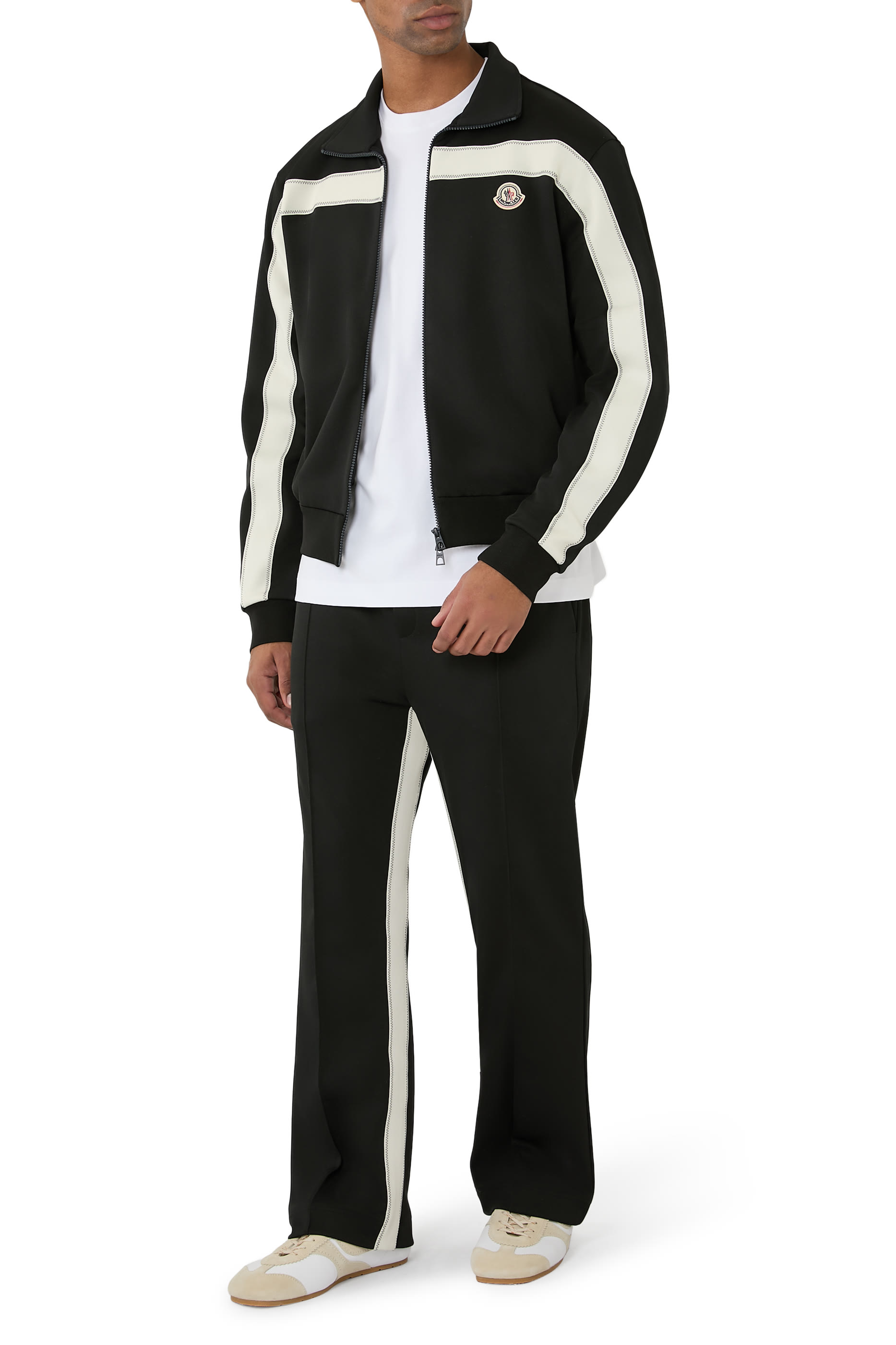 بنطال رياضي بأجزاء بلون مغاير